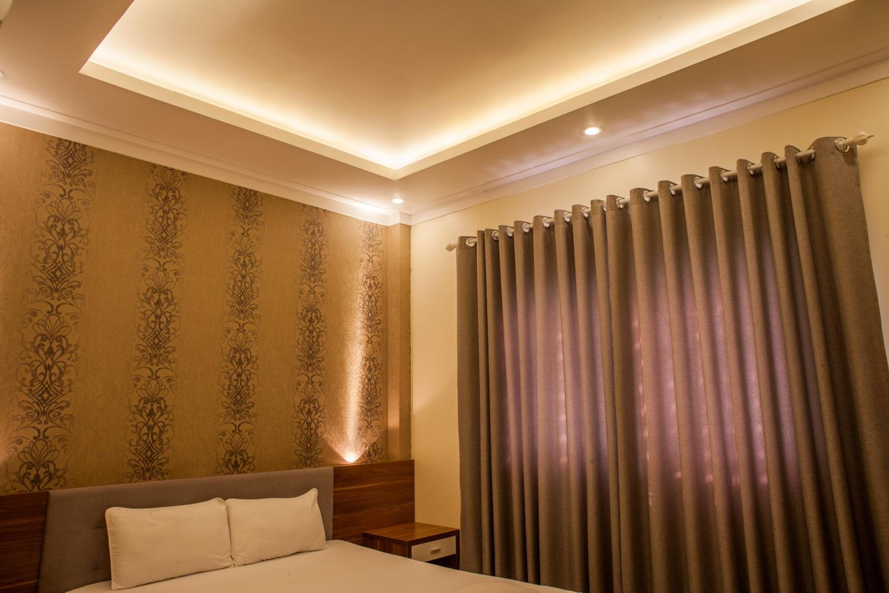 Large Double Room photo 2