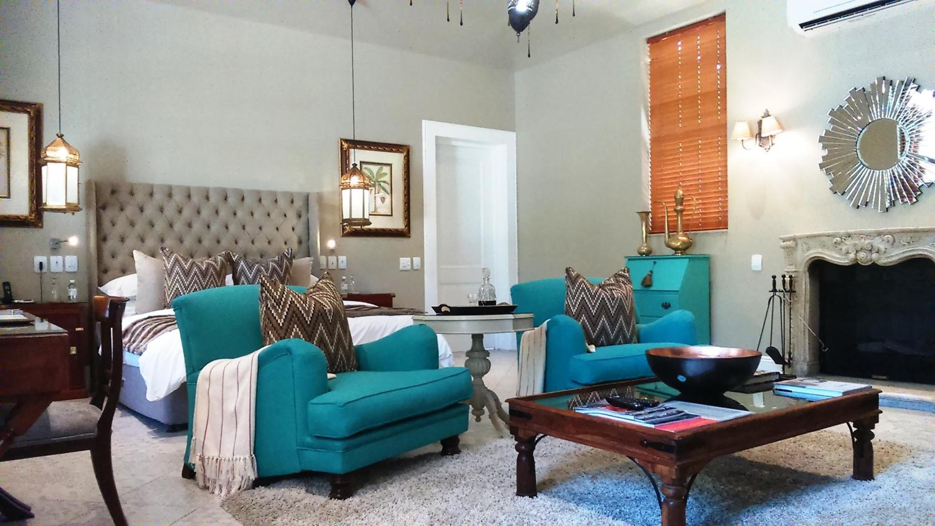 Courtyard Suites thumbnail 5