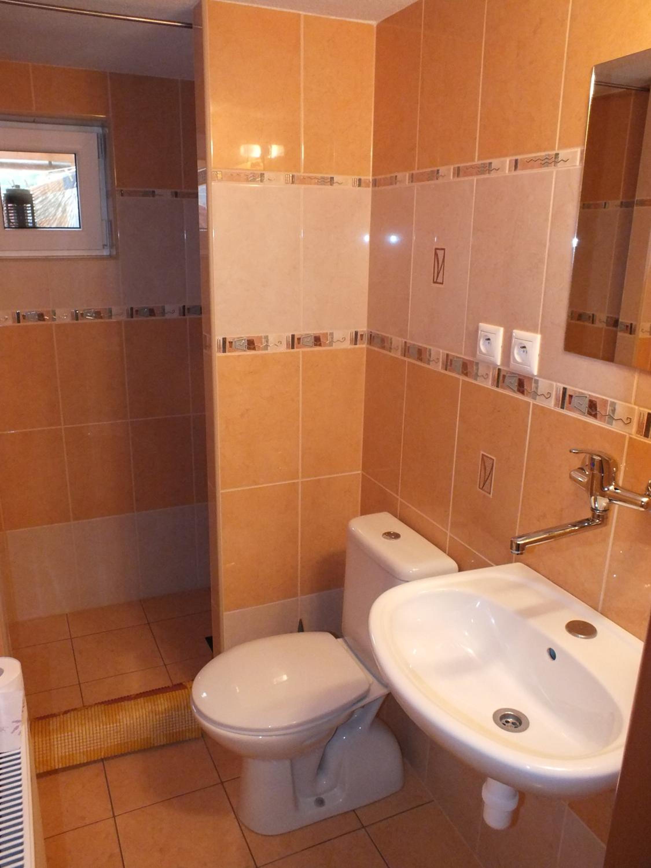 Apartment - Photo 8