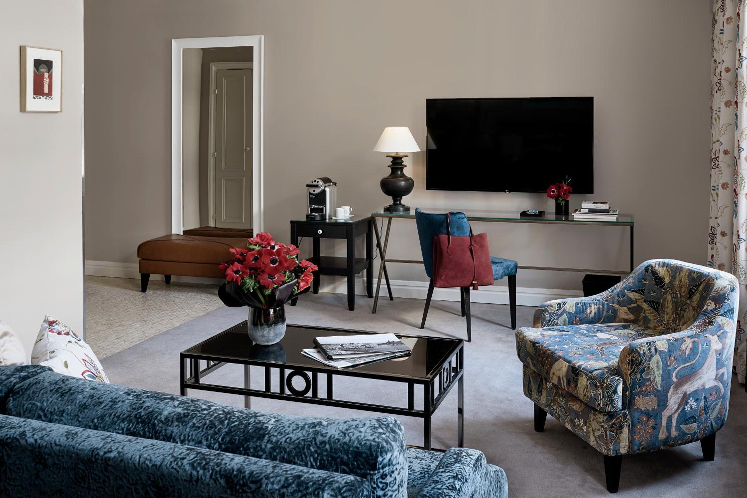 Grand Deluxe Room - Photo 5