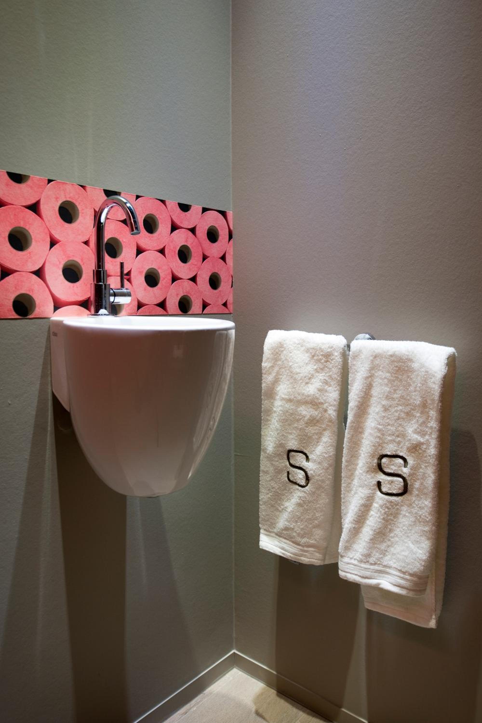 Double Room - Photo 5