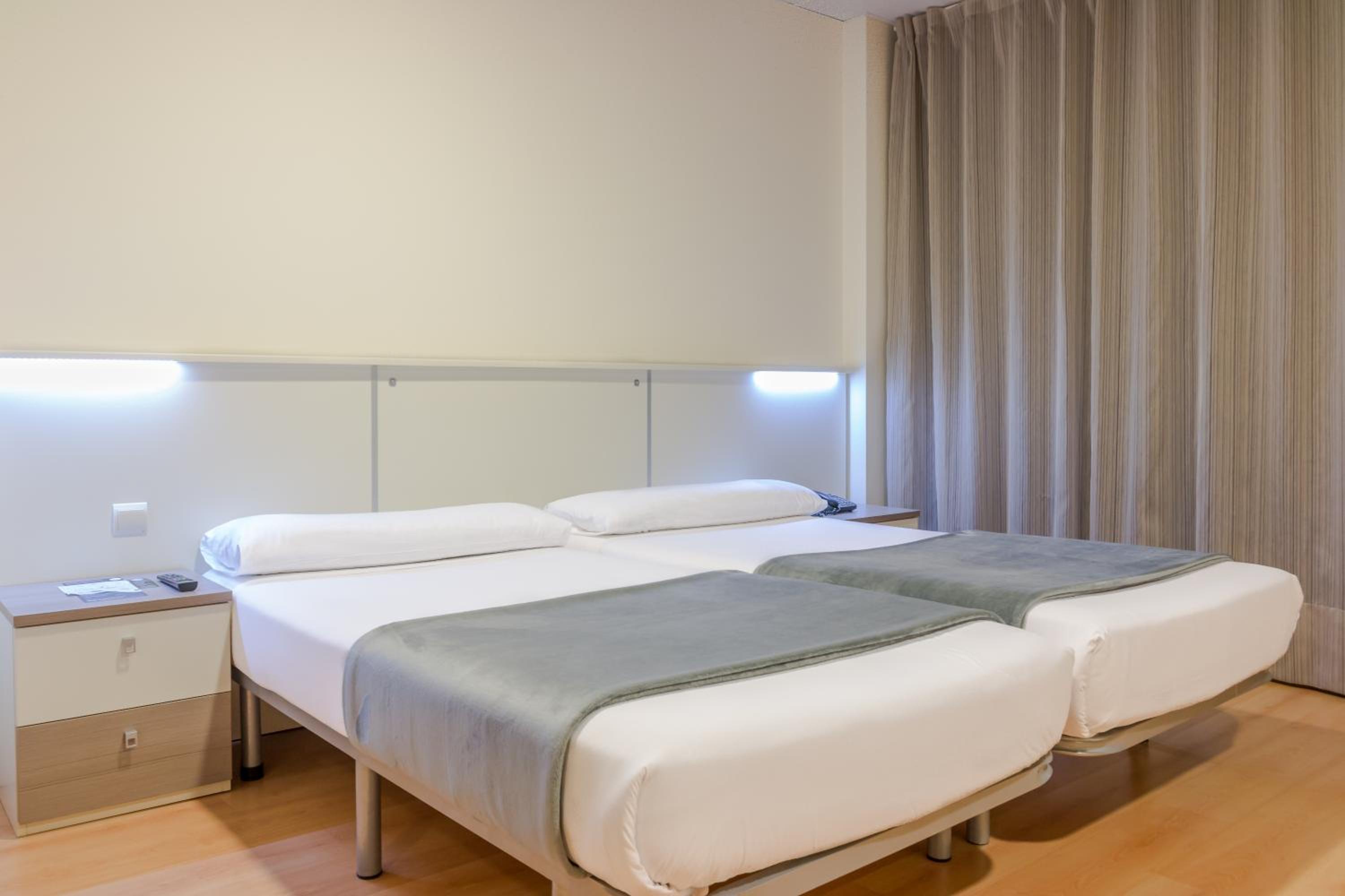 Triple Room - Photo 7