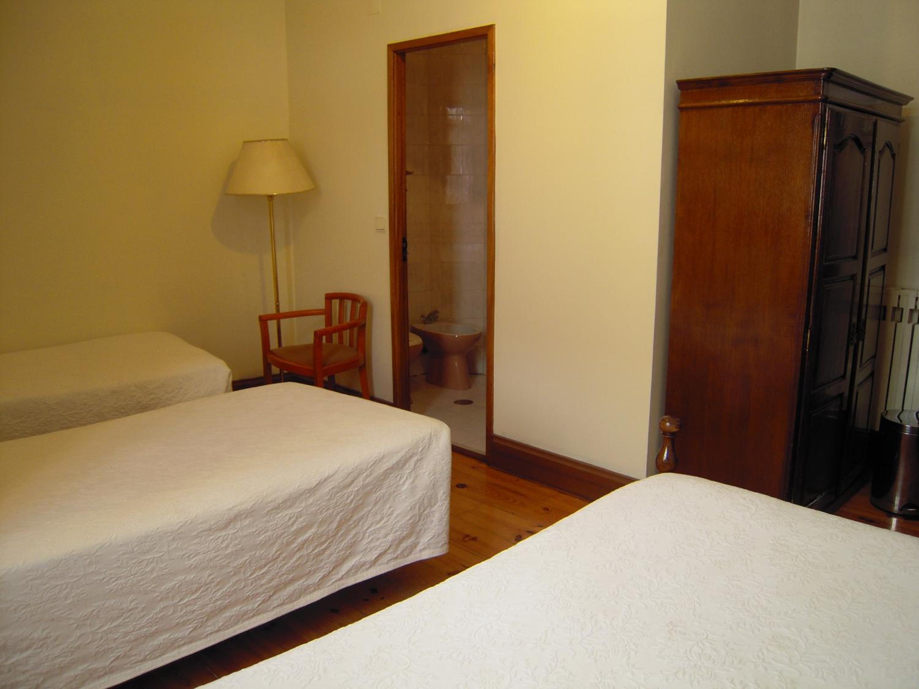 Quadruple Room - Photo 14