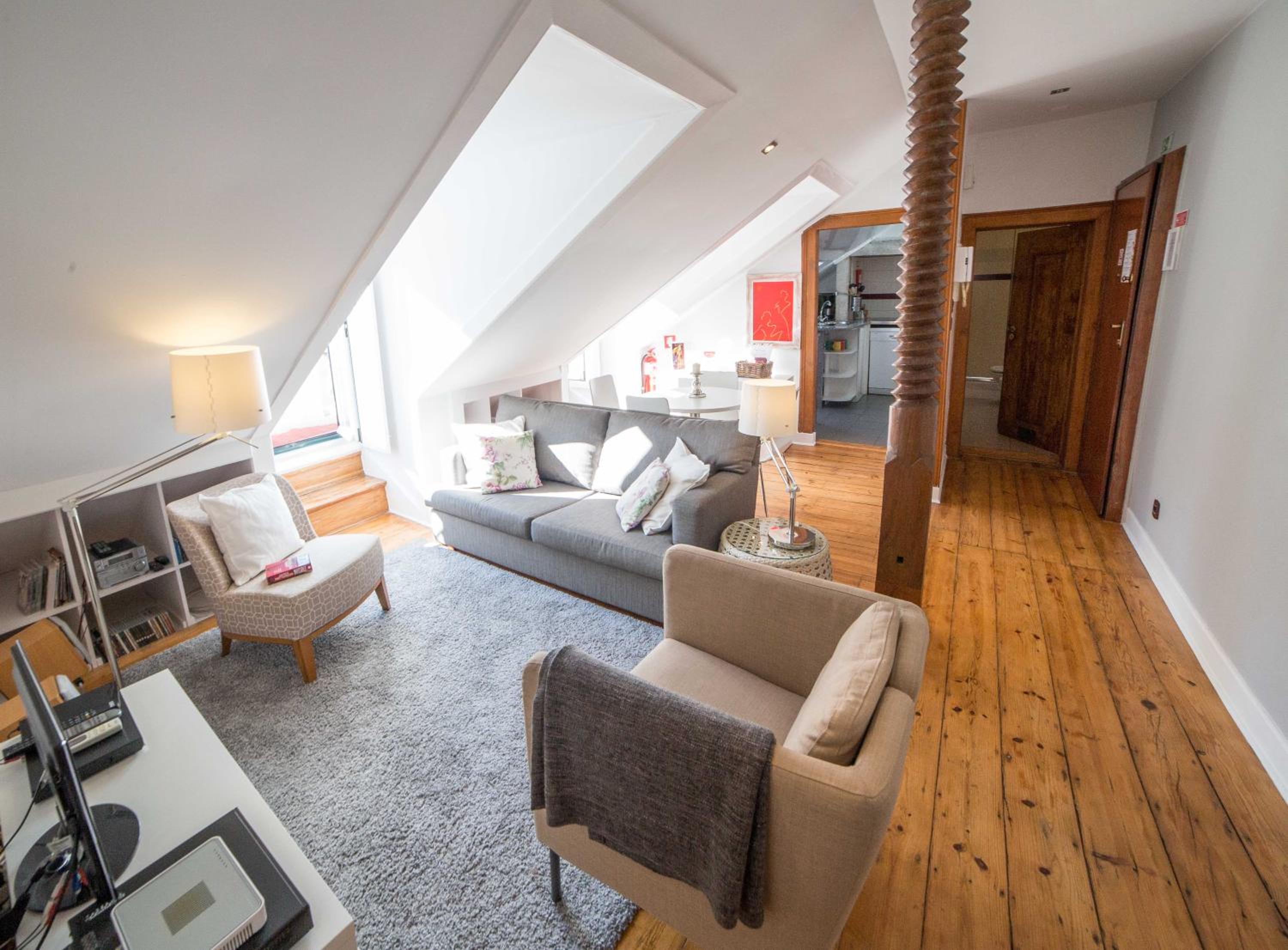 Two-Bedroom Apartment - Photo 37