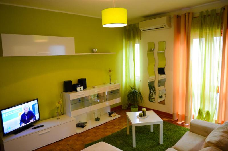 Three-Bedroom Apartment - Photo 12