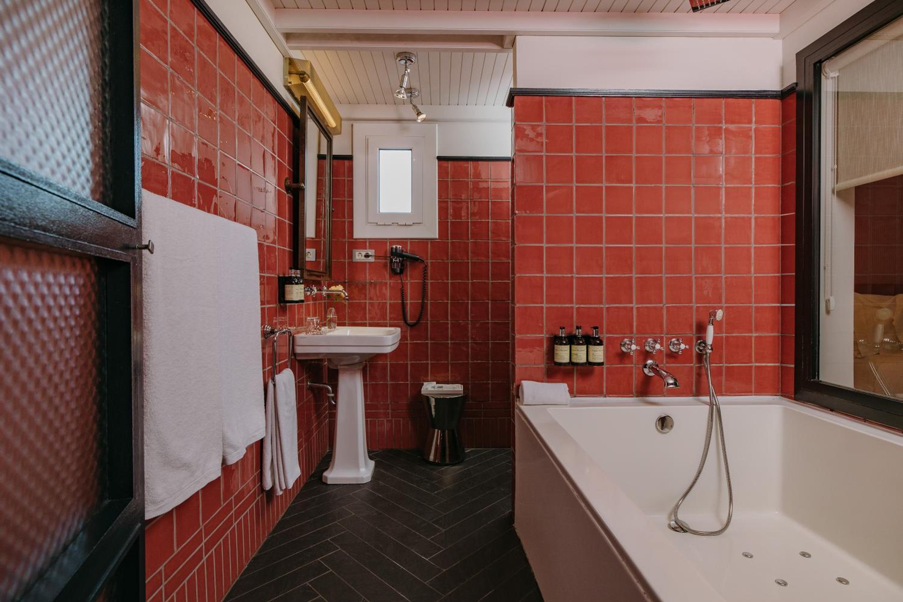 Deluxe Double Room with Spa Bath