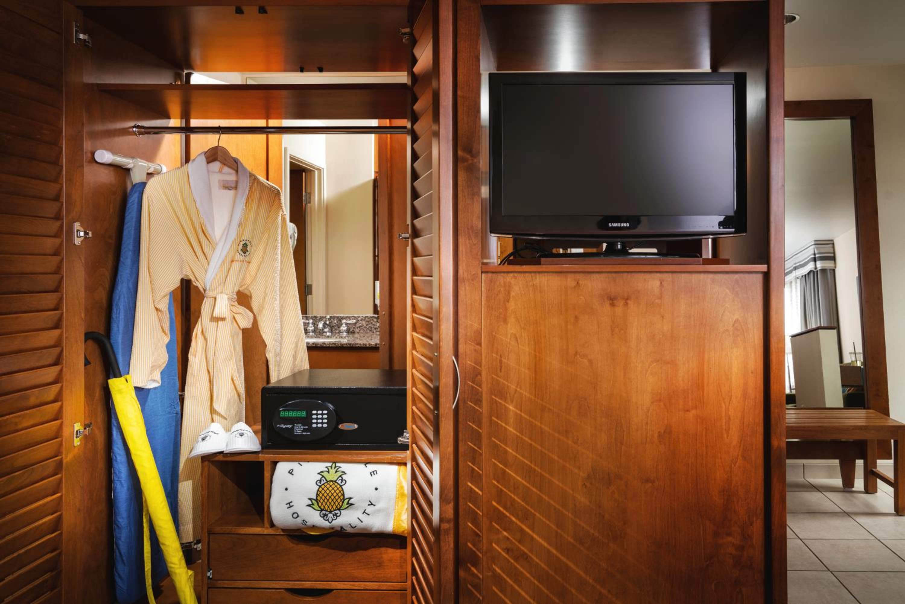 Studio Suite - Photo 4