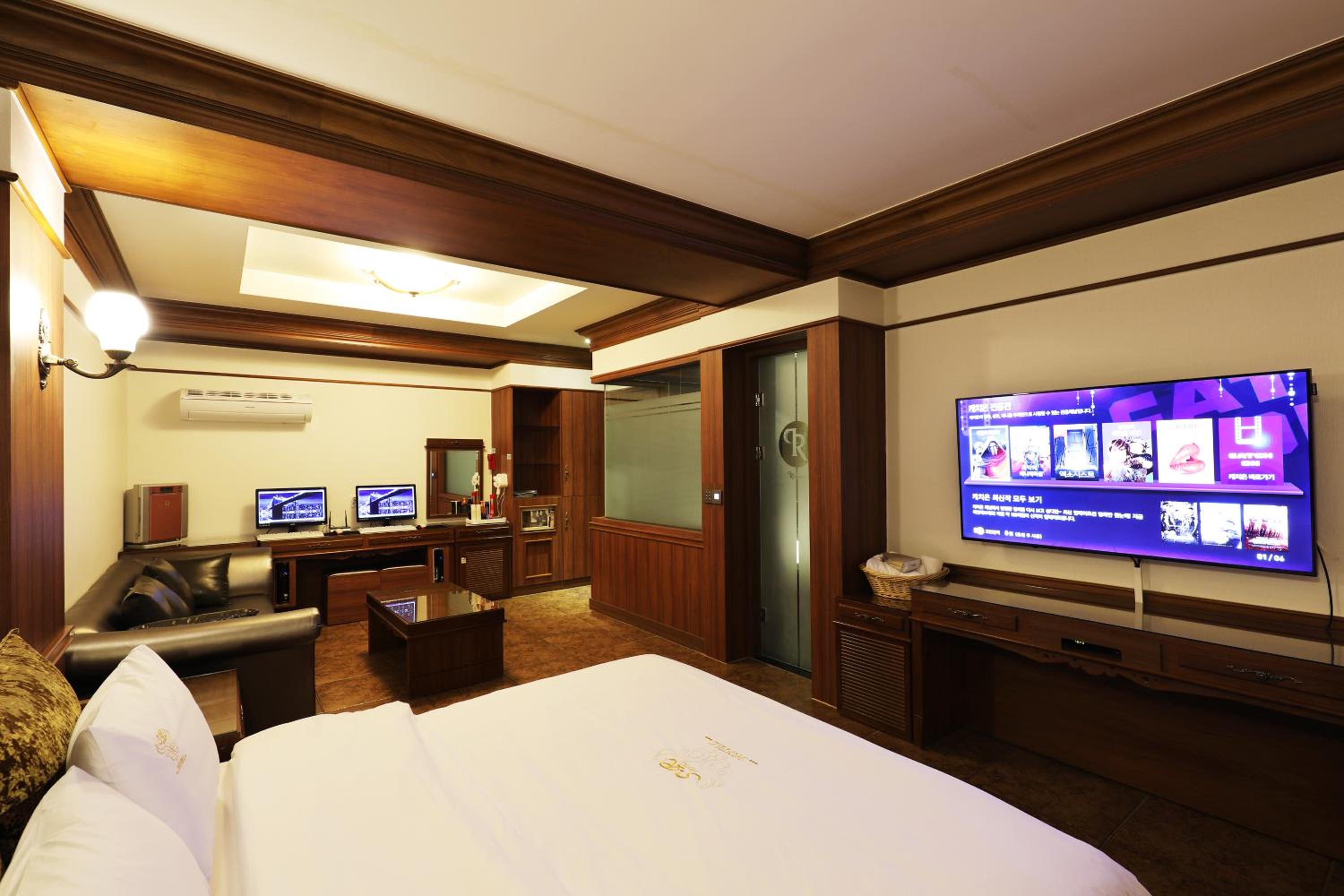 Deluxe Double Room - Photo 2