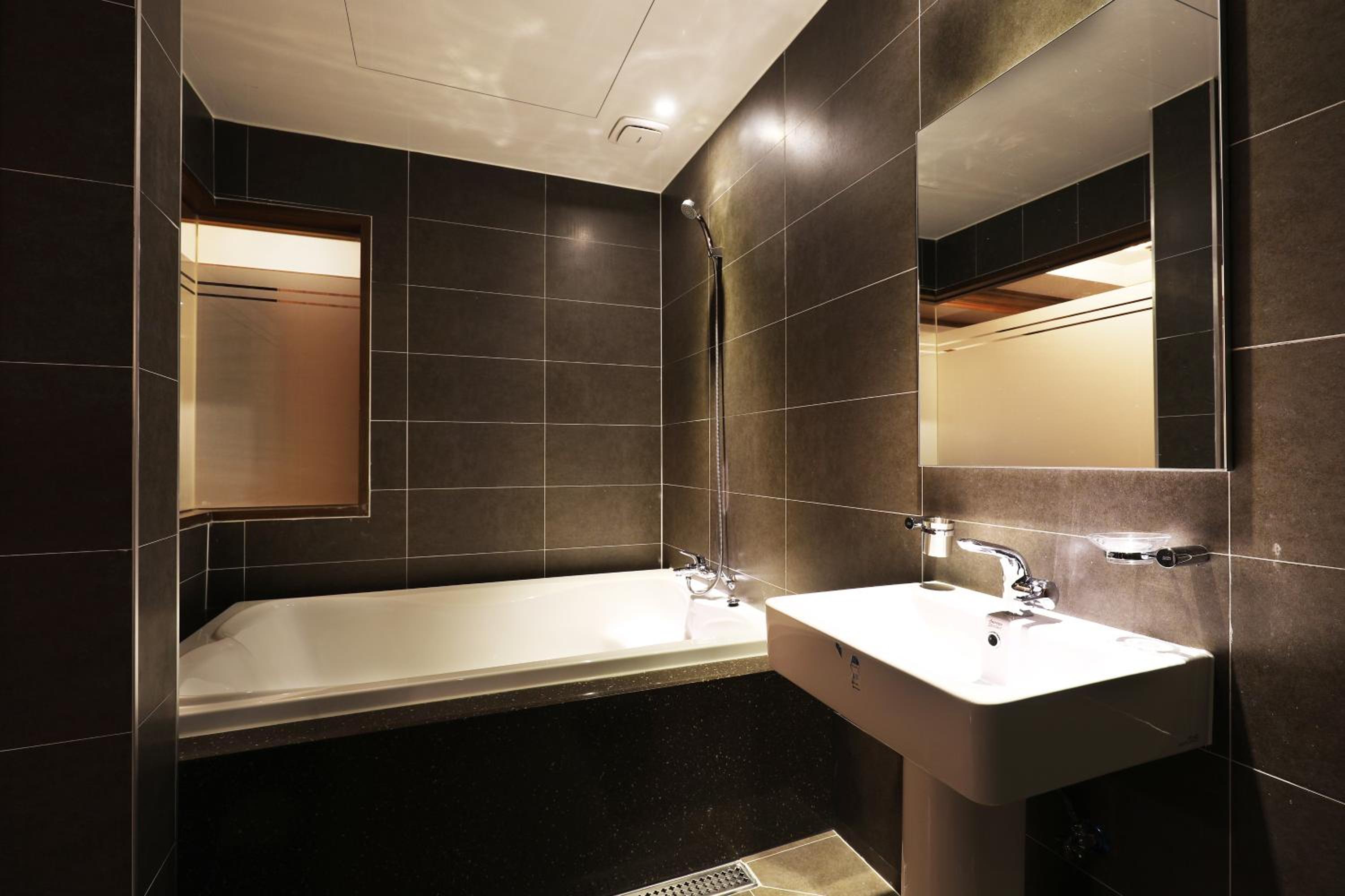 Deluxe Double Room - Photo 4