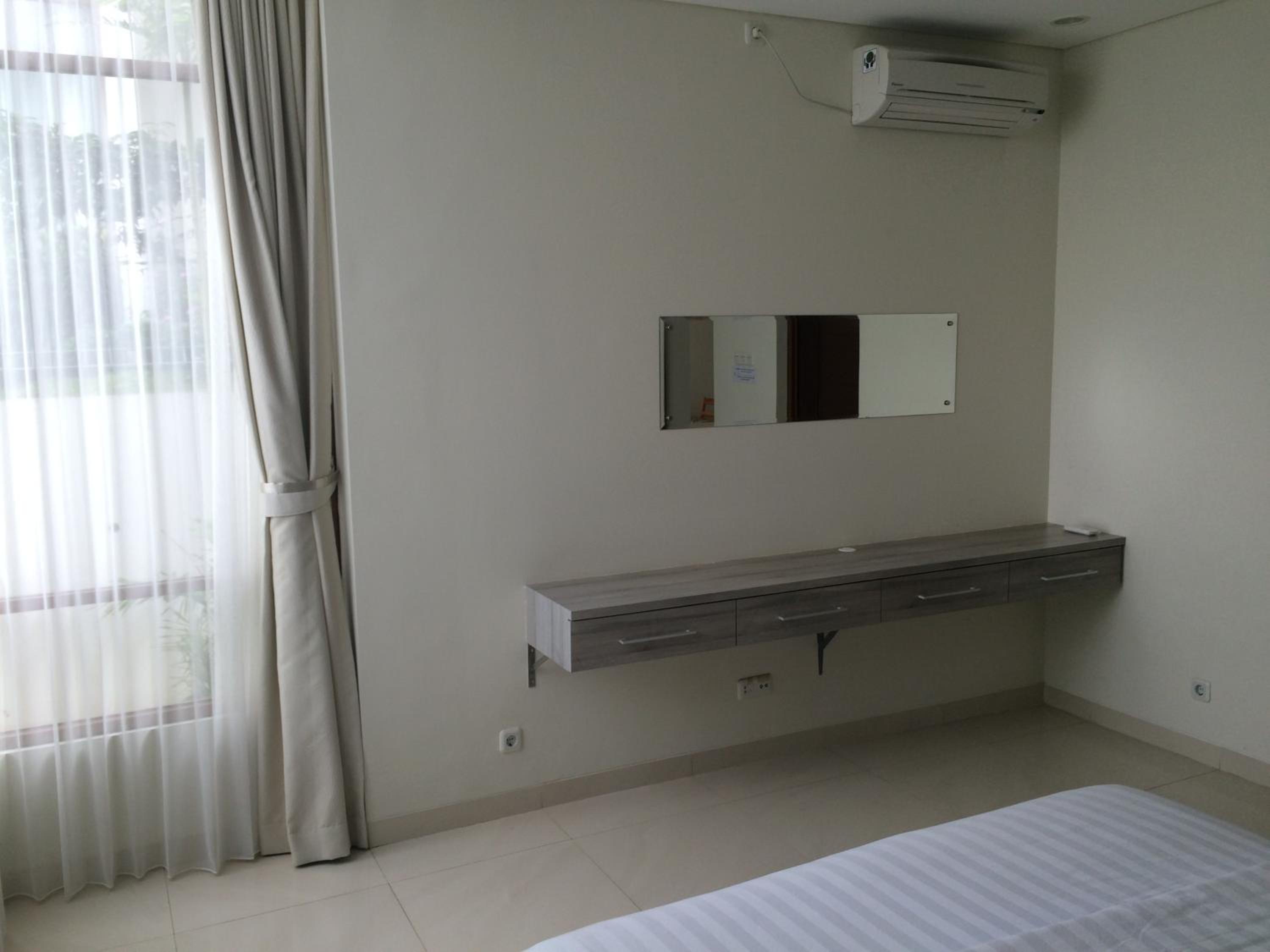 Two-Bedroom Villa - Photo 16