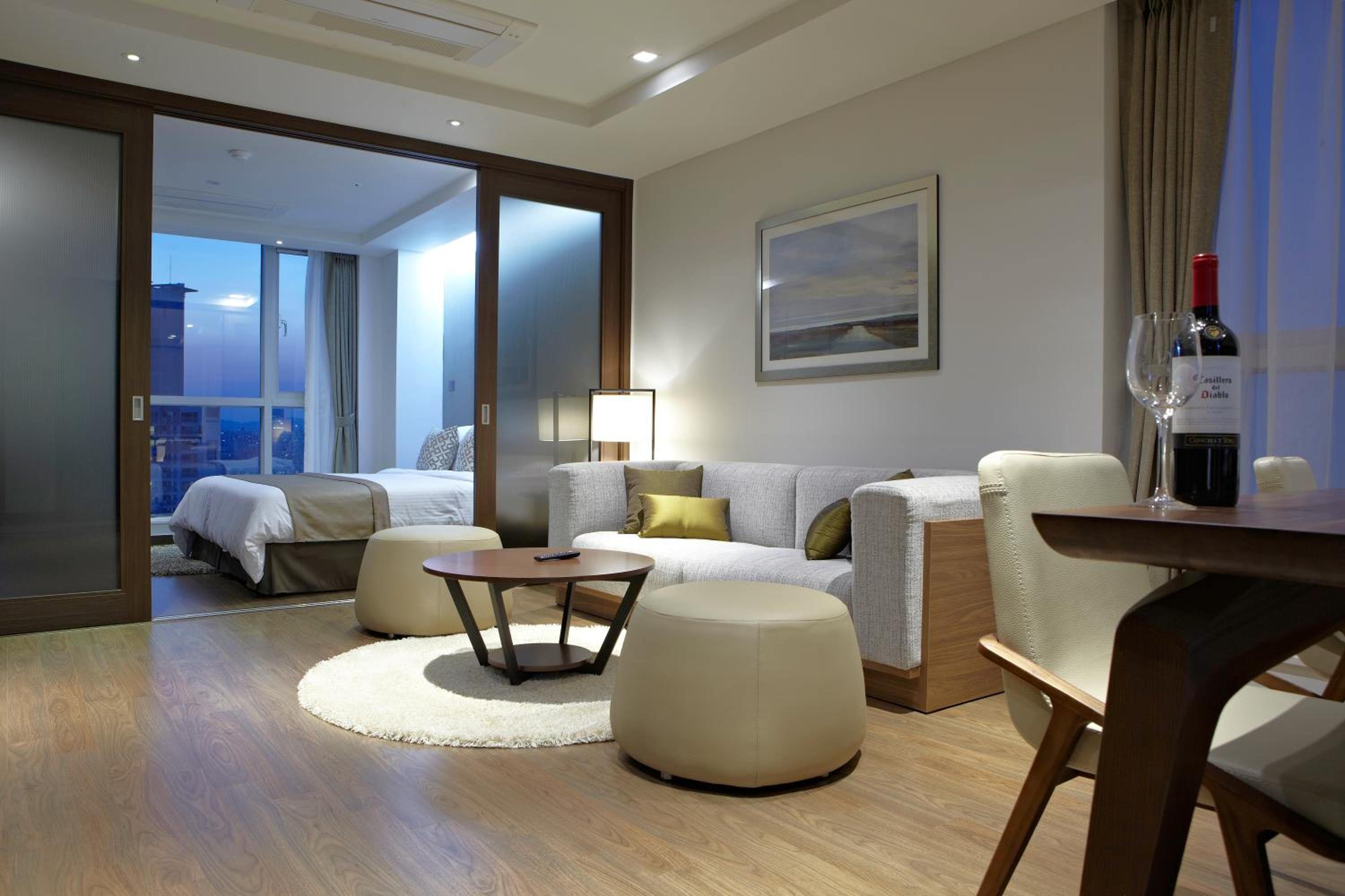 Suite photo 1