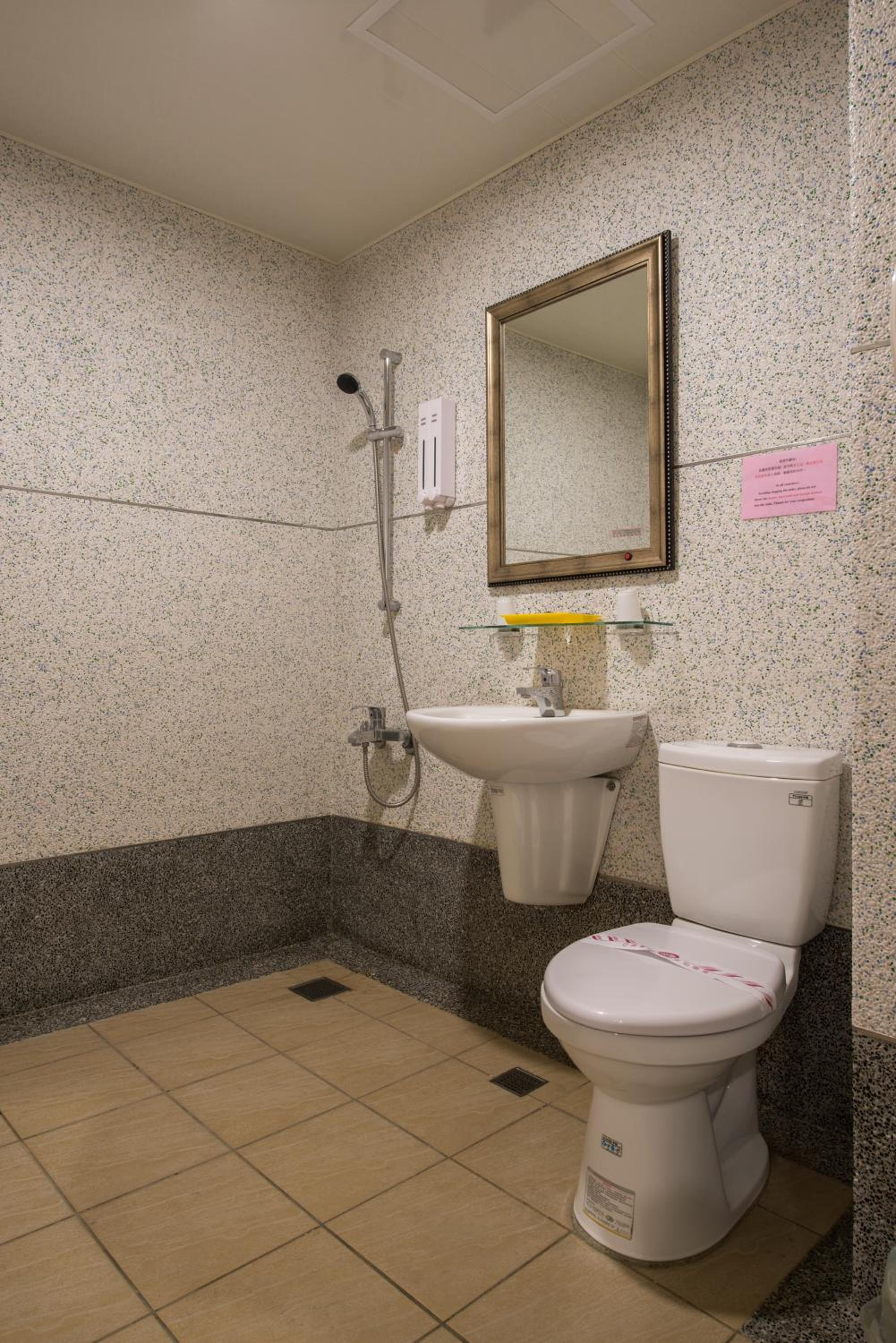 Comfort Triple Room With Shower photo 2