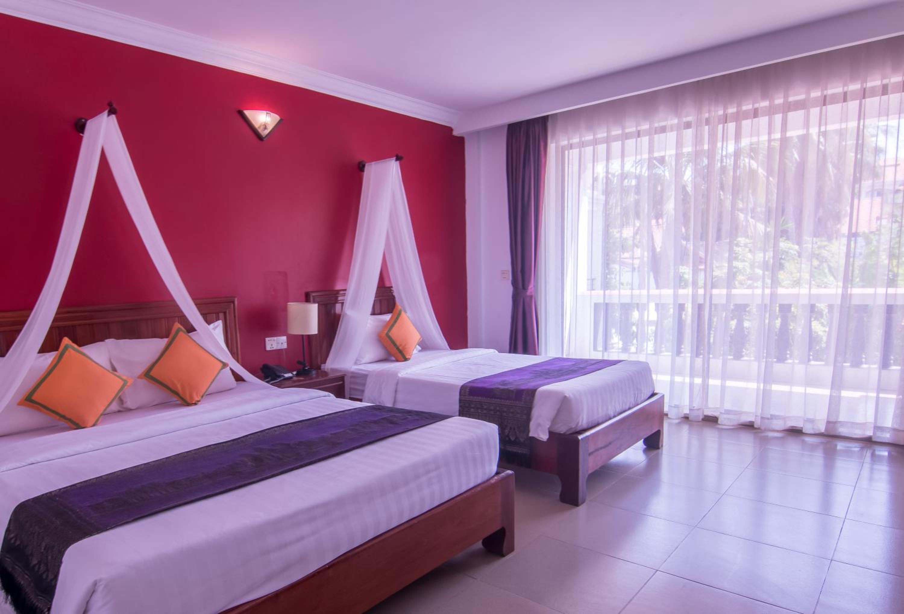 Superior Twin Room with Balcony - Photo 1