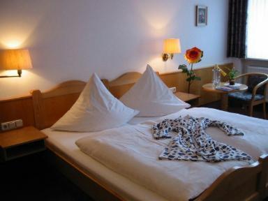 Double Room - Photo 3
