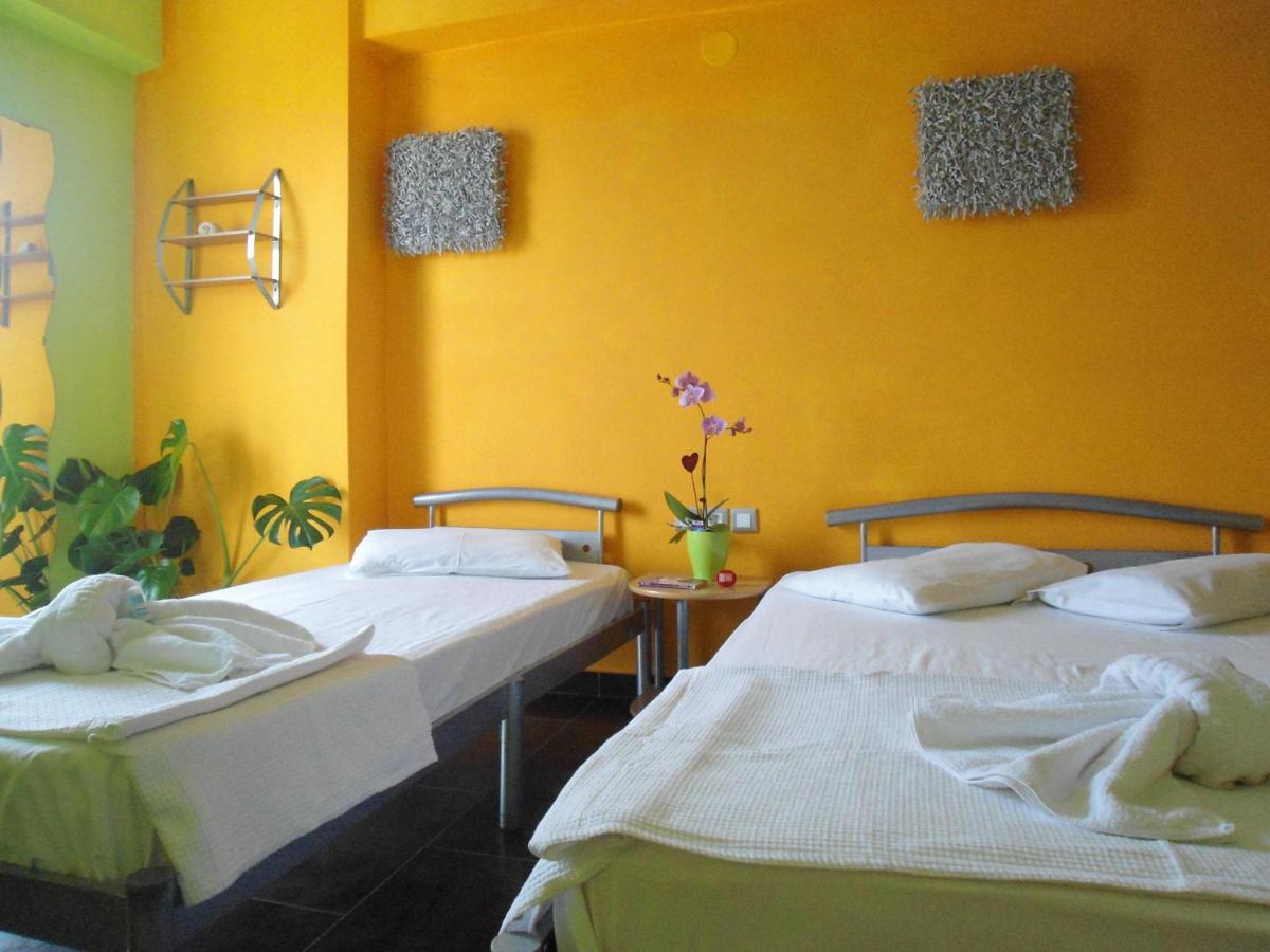 Triple Room photo 2
