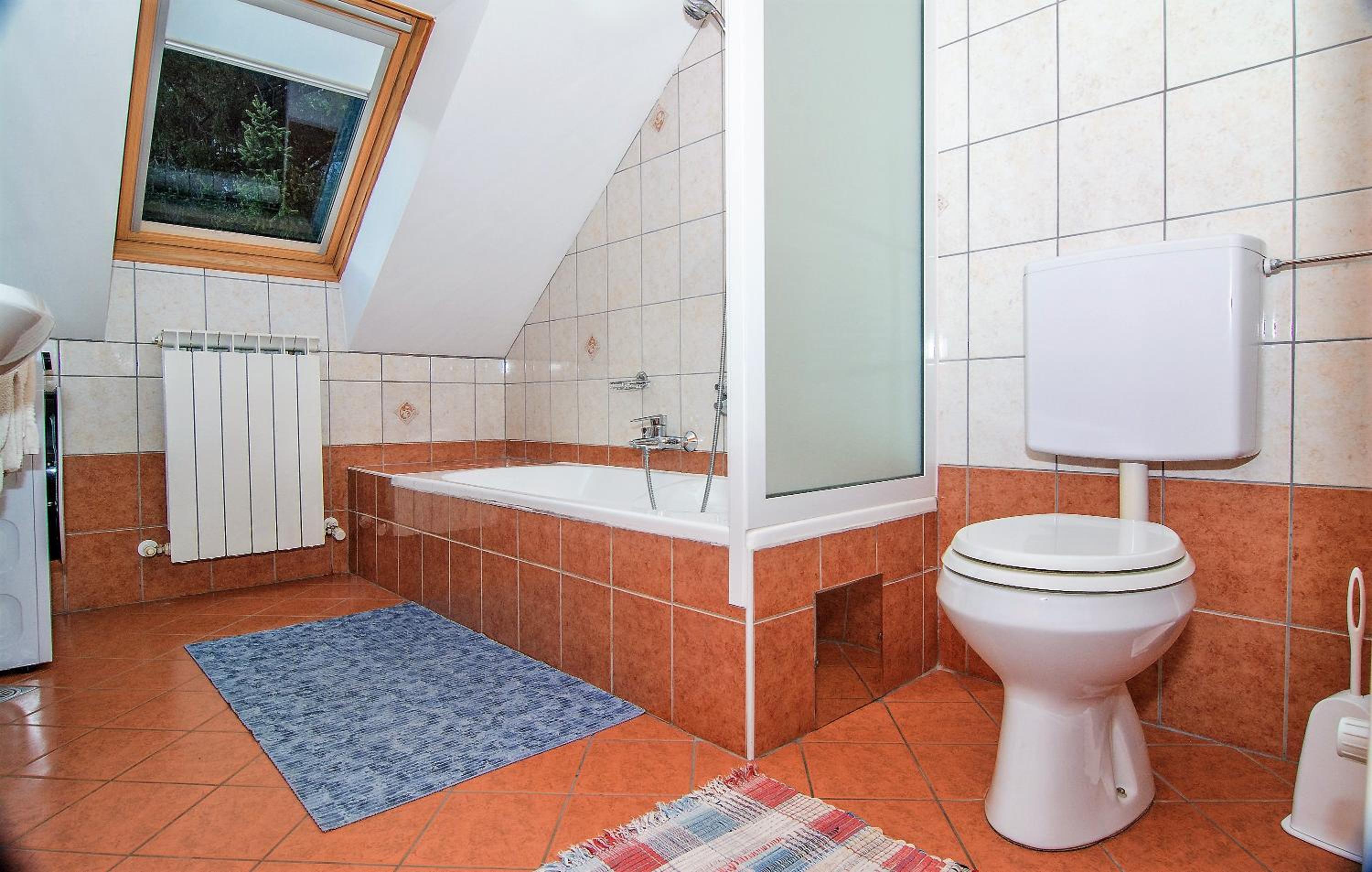 Superior One-Bedroom Apartment photo 2