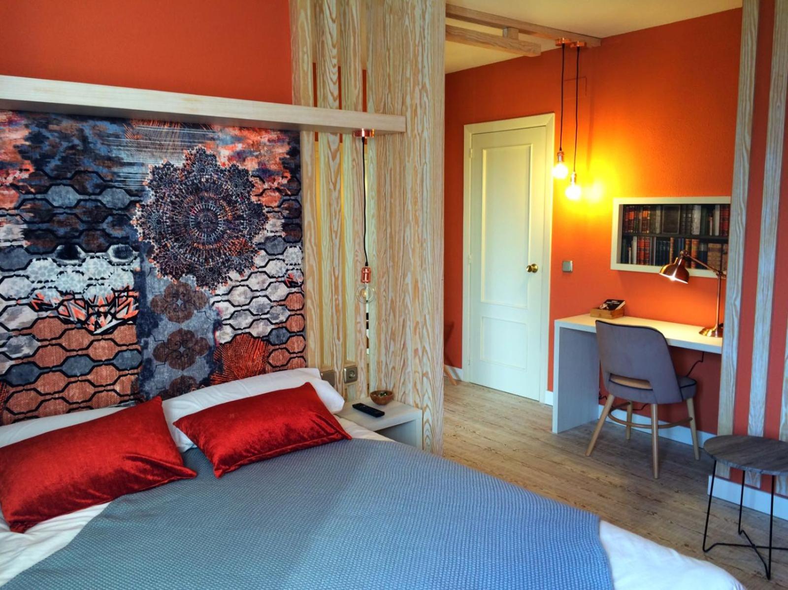 Deluxe Room (2 Adults + 1 Child) photo 2