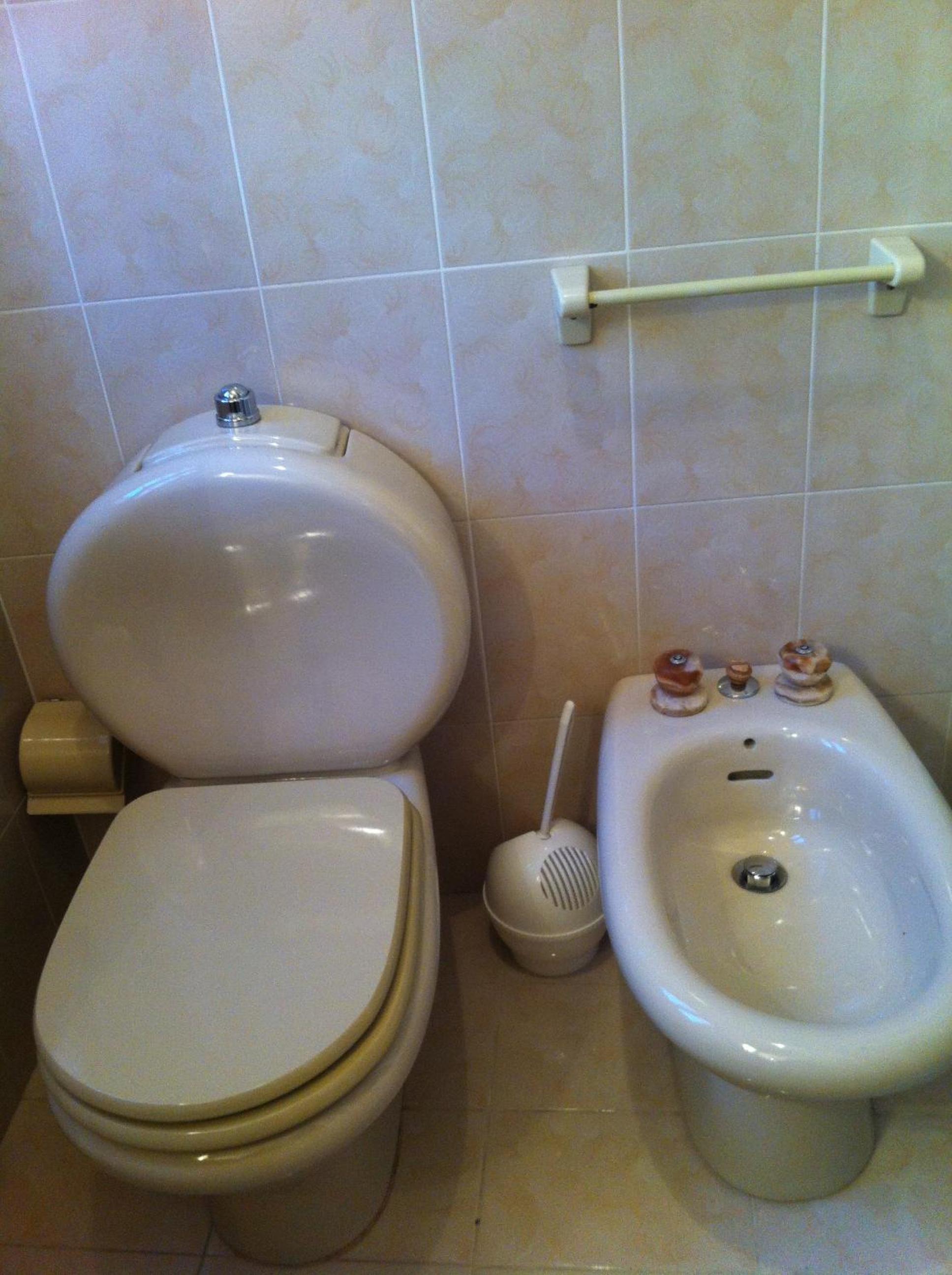 Triple Room with Balcony - Photo 12