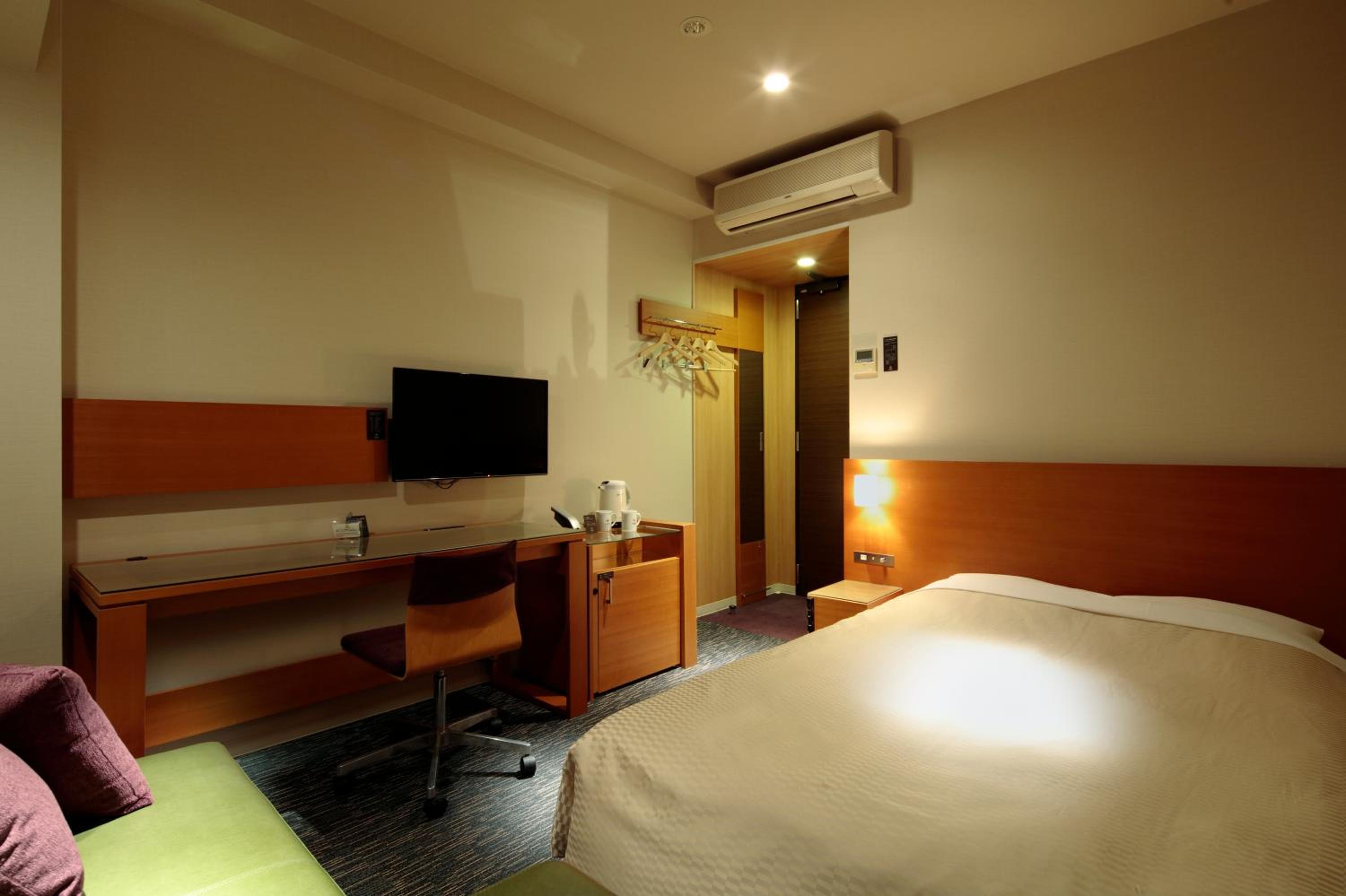 Superior Double Room with Sofa - Non-Smoking photo 3