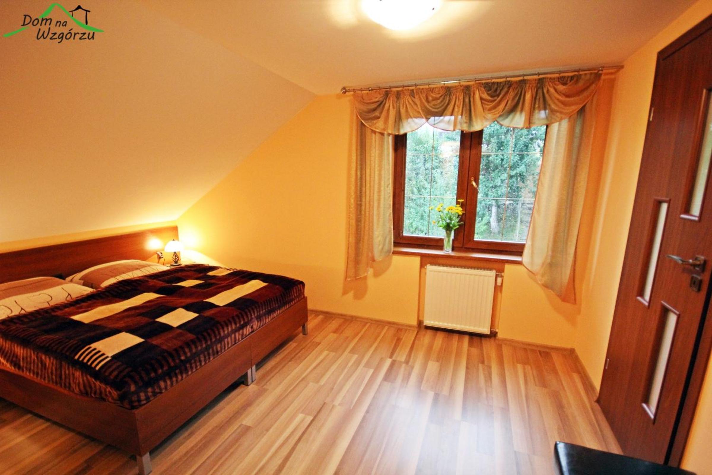 One-Bedroom Apartment photo 3