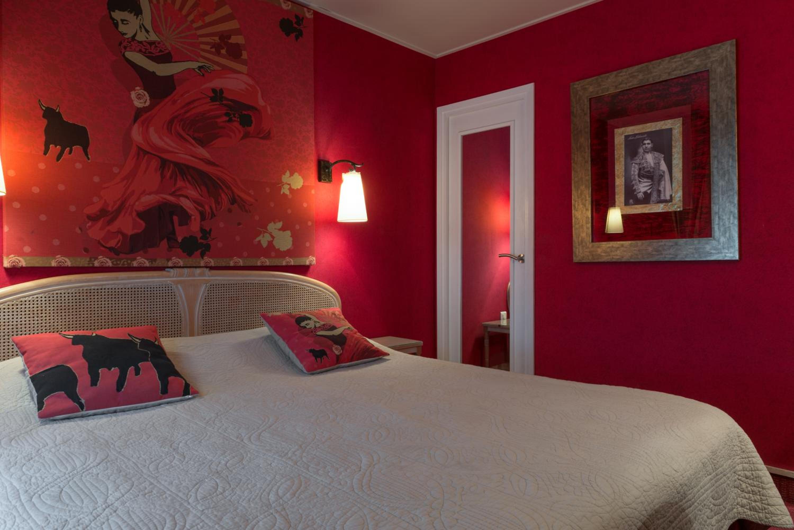 Double Room - Photo 3