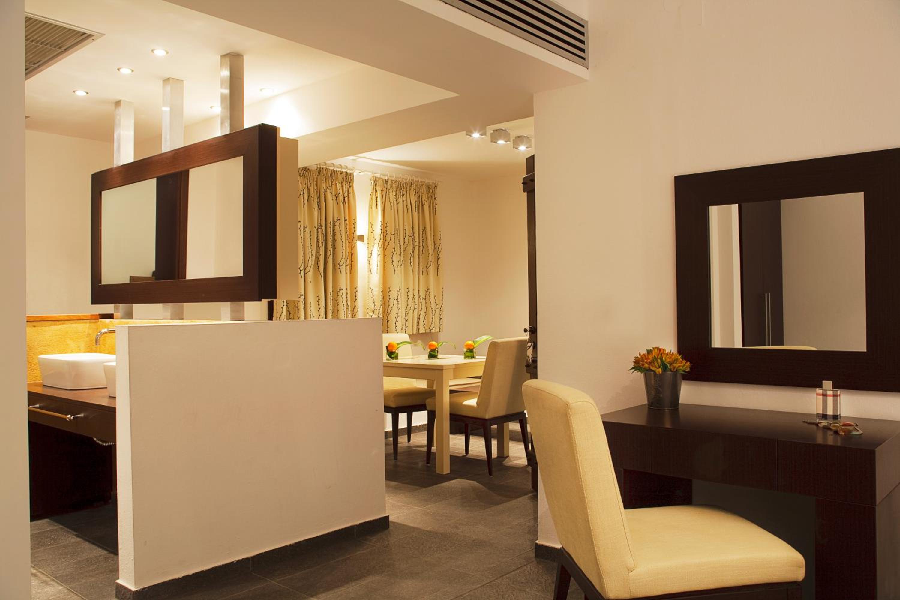 Suite with Sea View