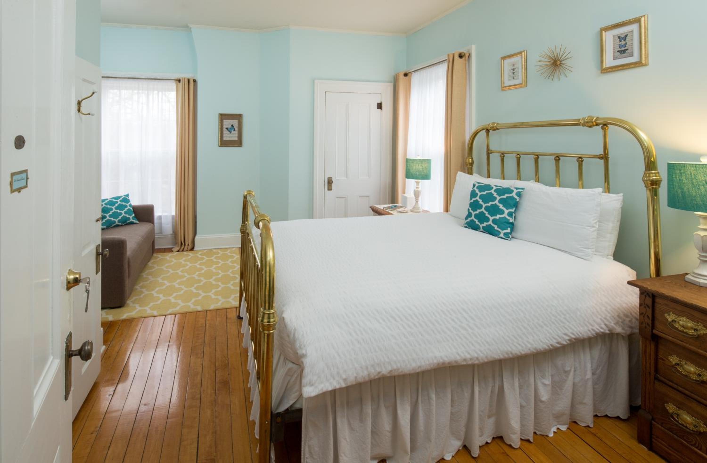 Room 2 photo 2
