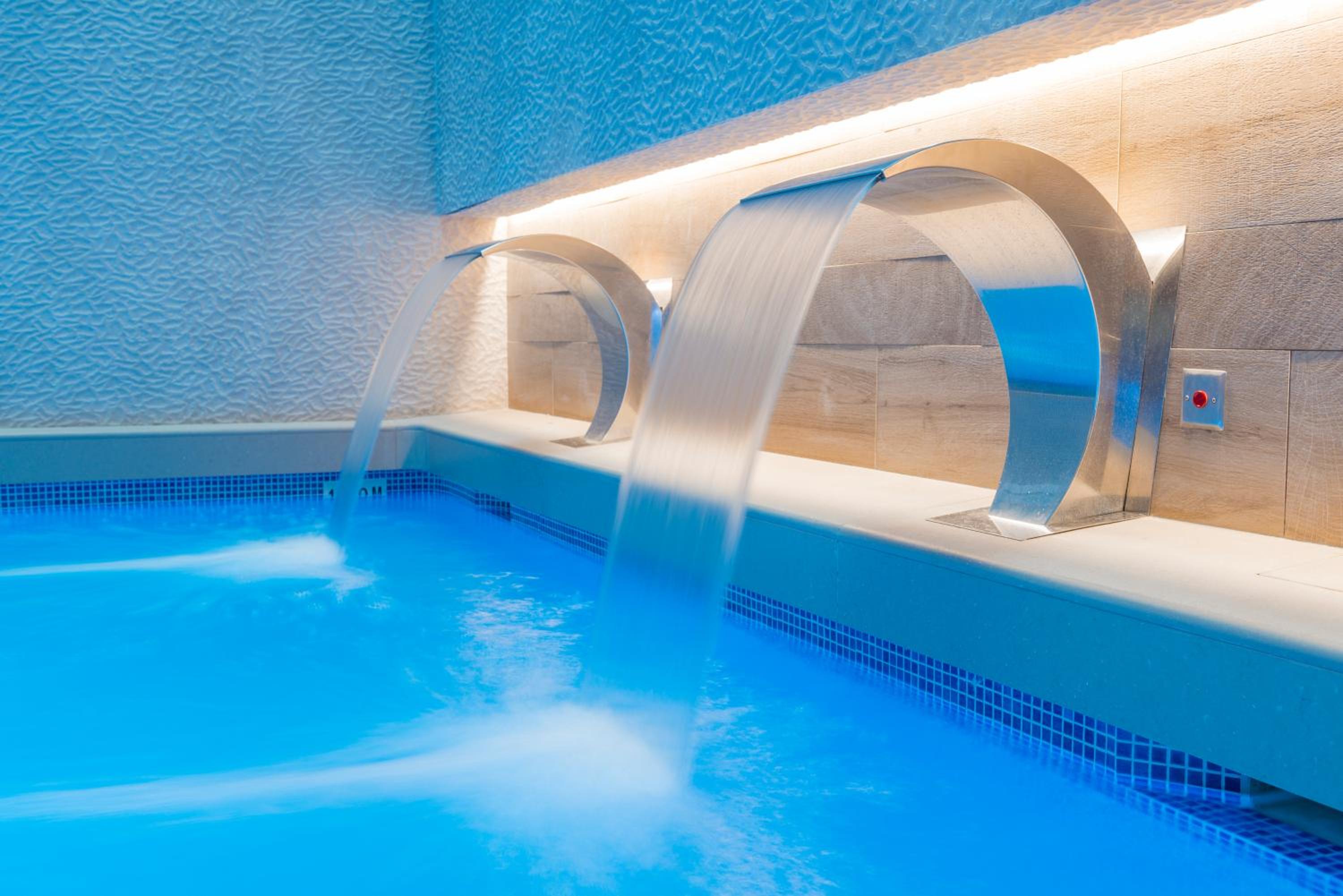 Deluxe Double Room with Spa Access photo 2