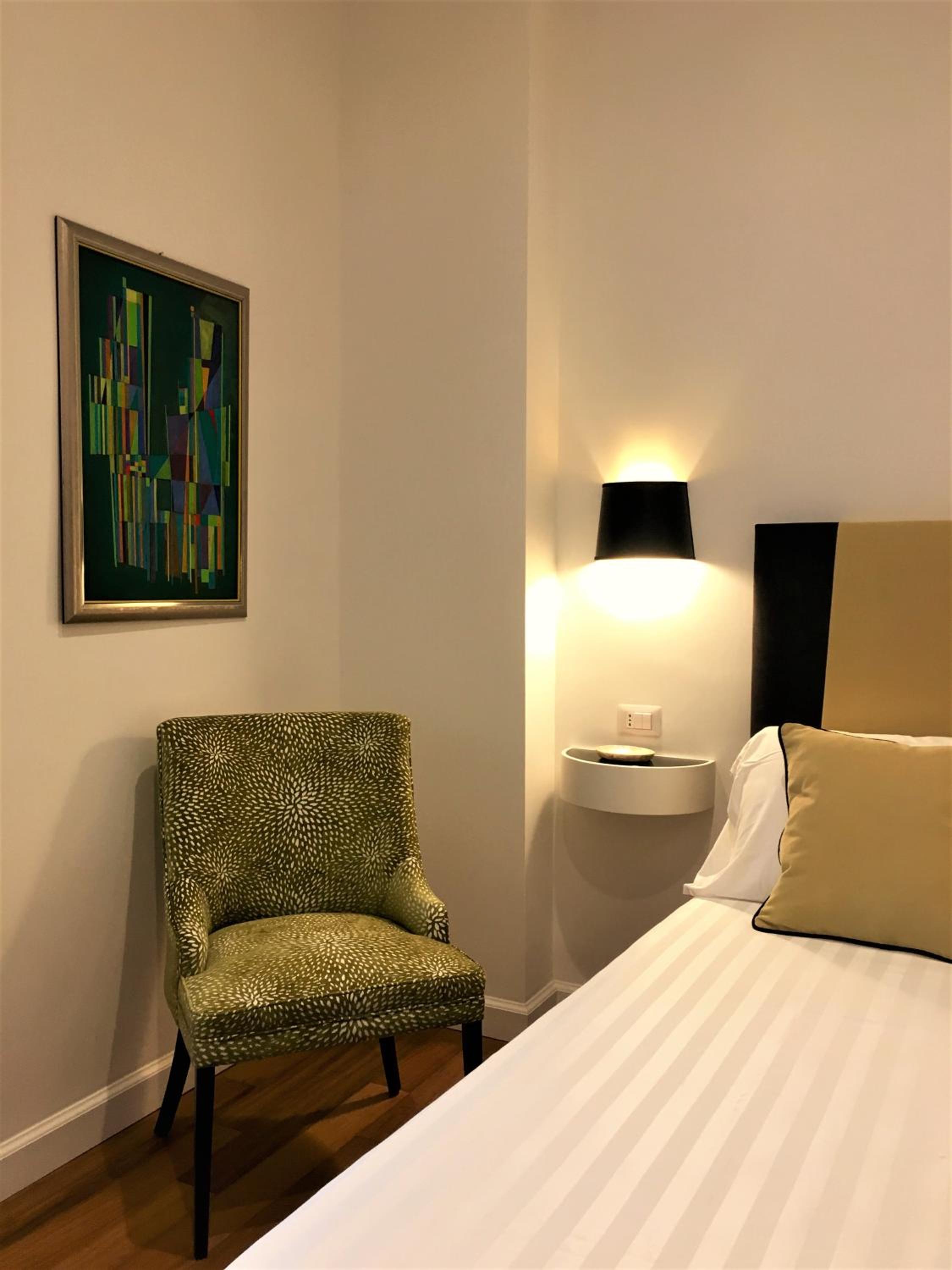 Deluxe Double or Twin Room photo 3
