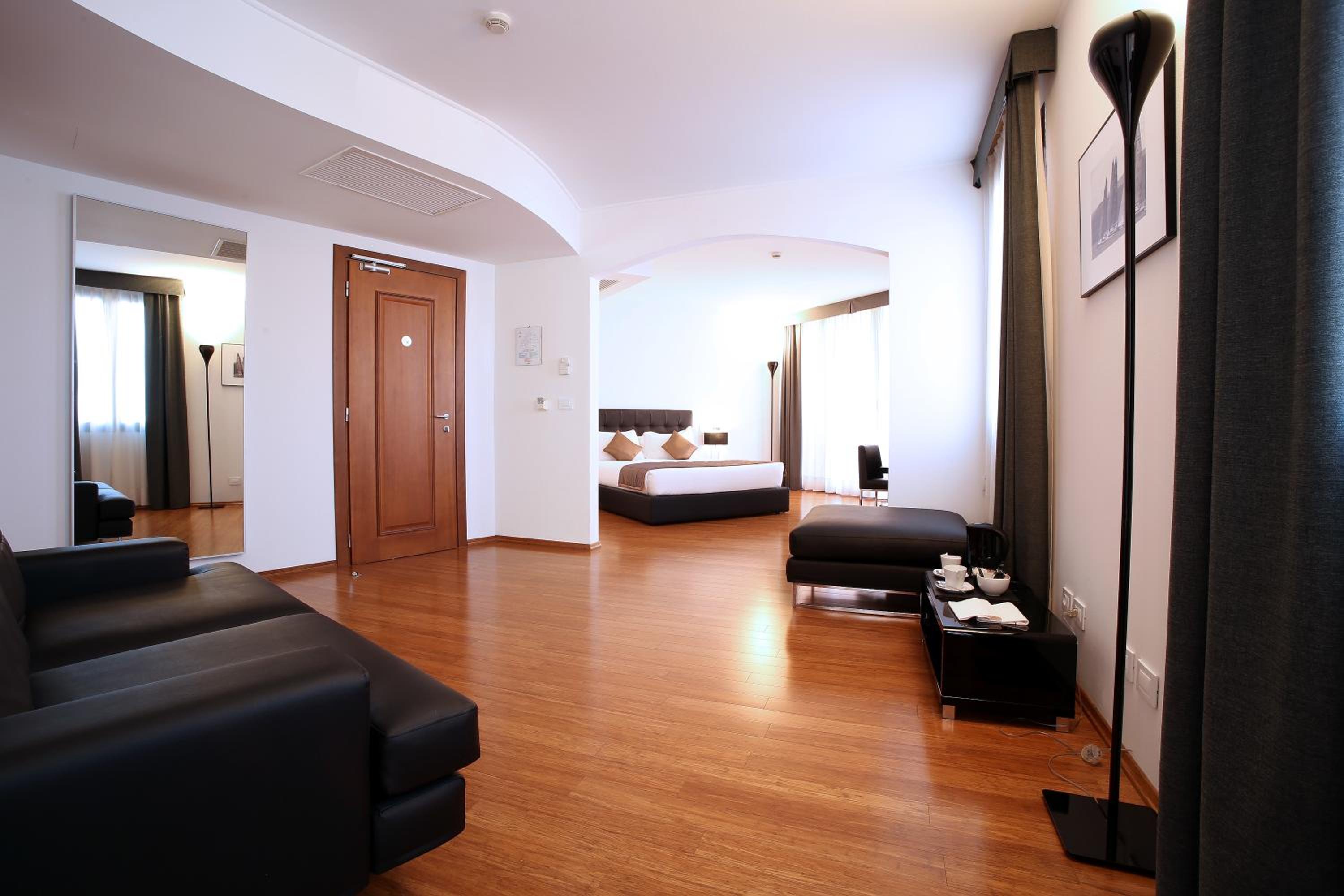 Junior Suite - Photo 15