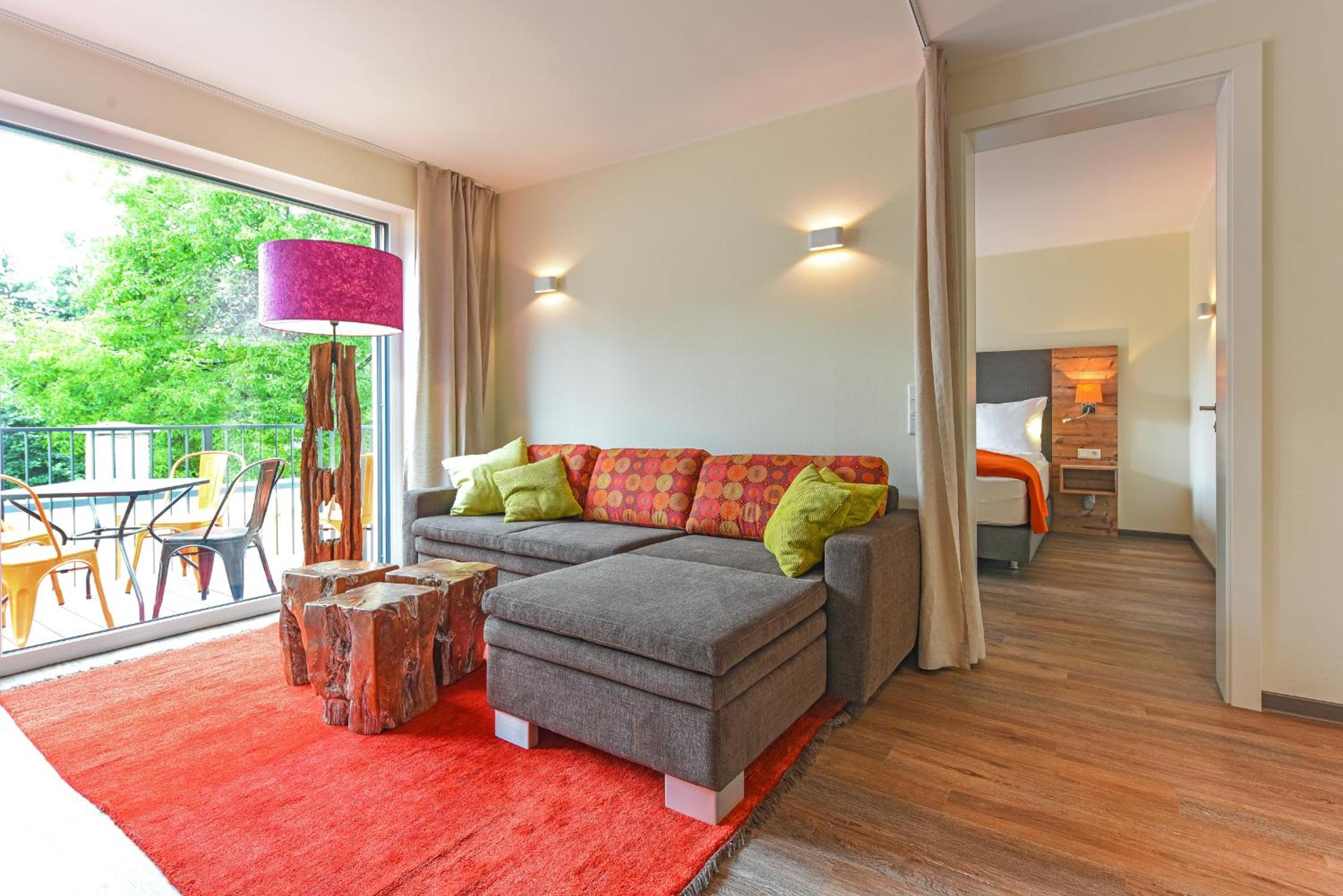 Deluxe Two-Bedroom Apartment Hellbrunn photo 2