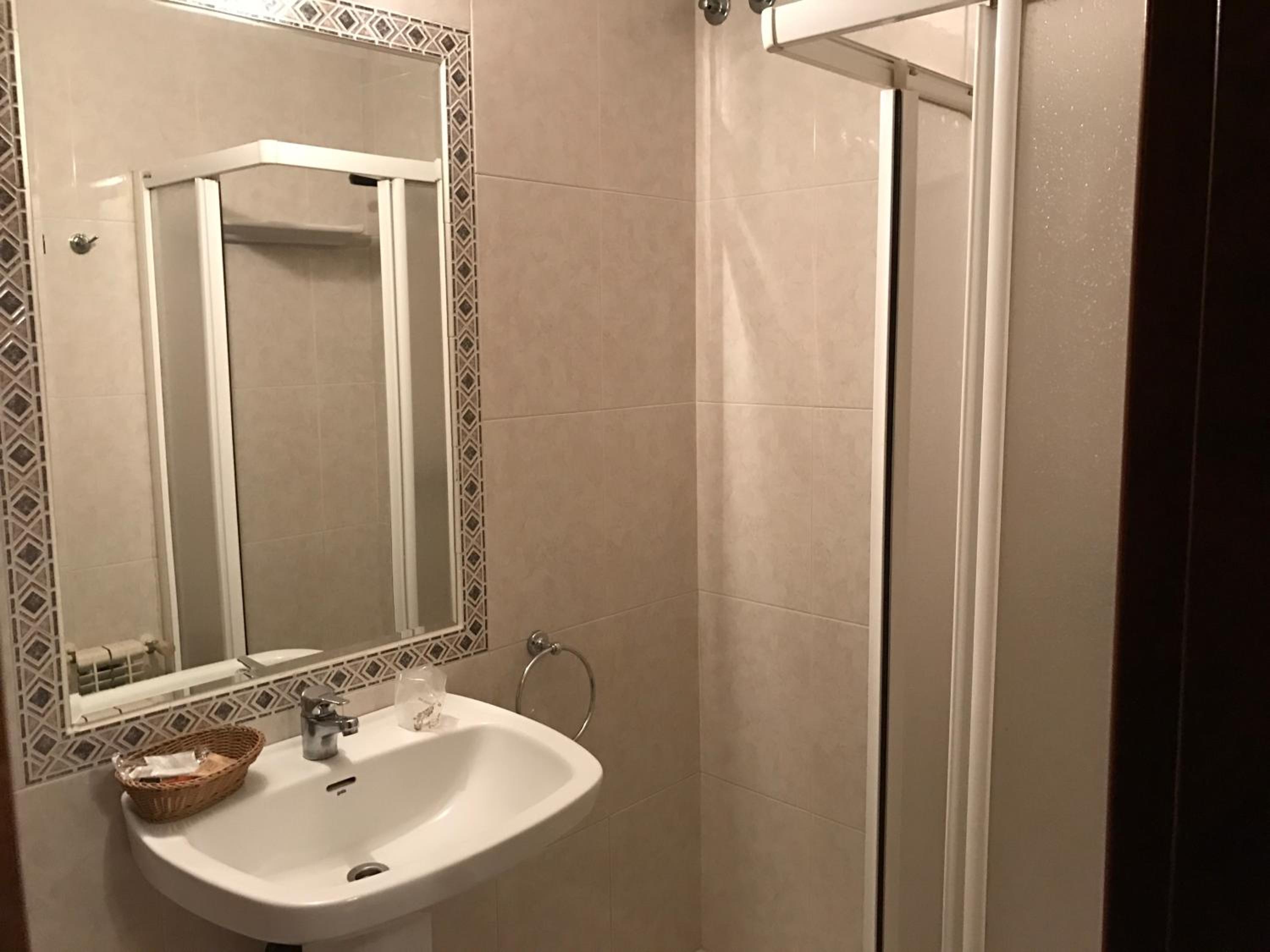 Single Room without Window photo 3