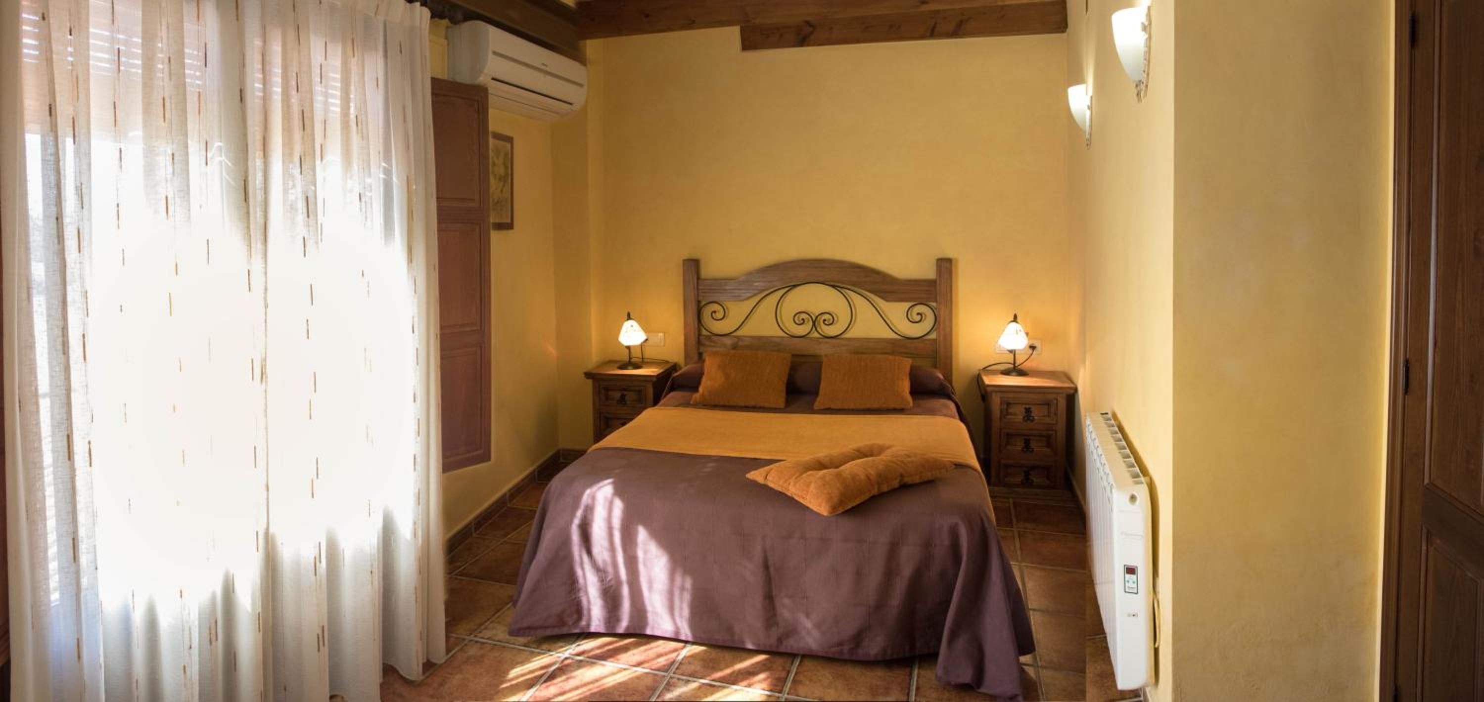 Habitación Doble Deluxe (2 Adultos + 1 Niño)