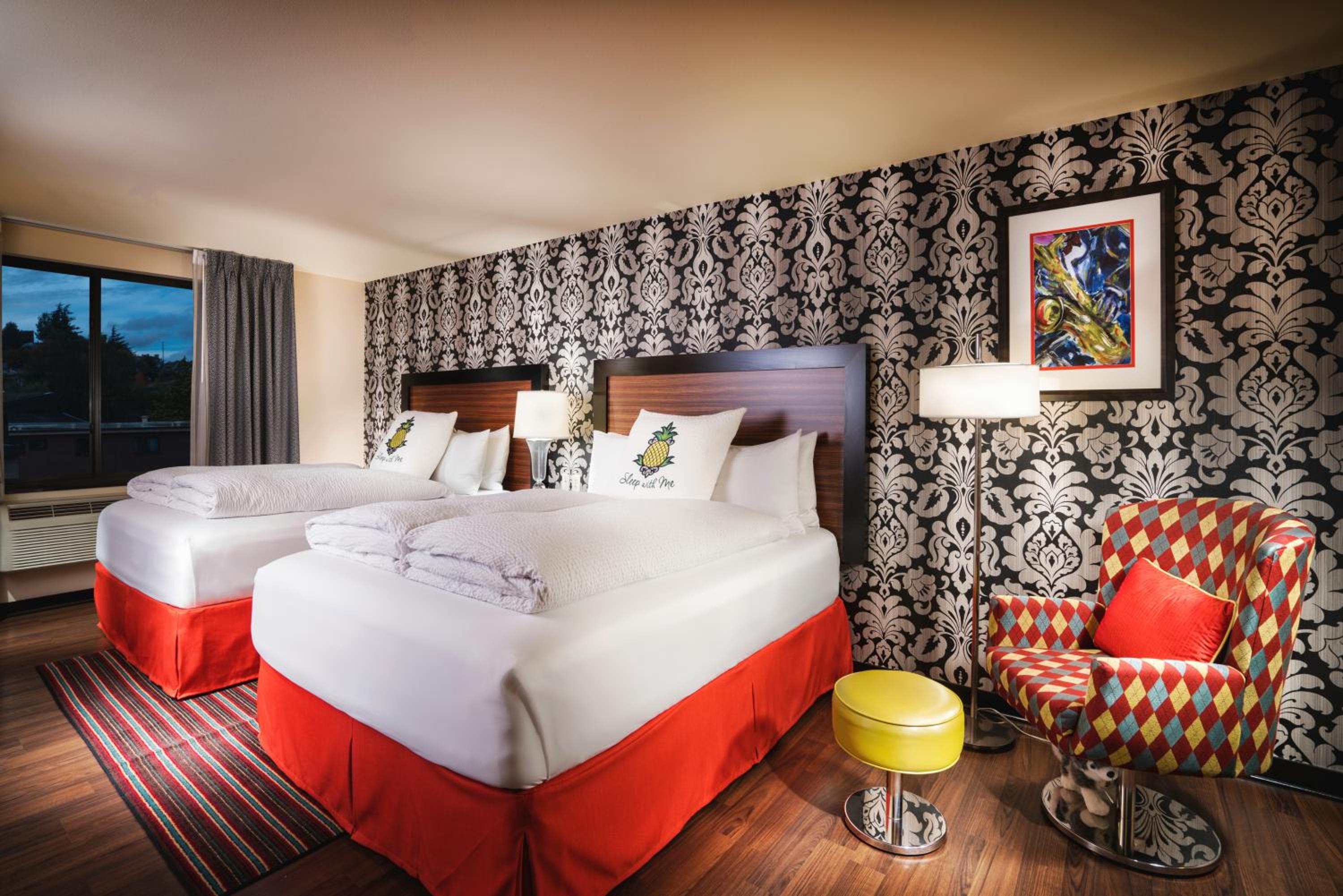 Maestro Suite - Photo 1