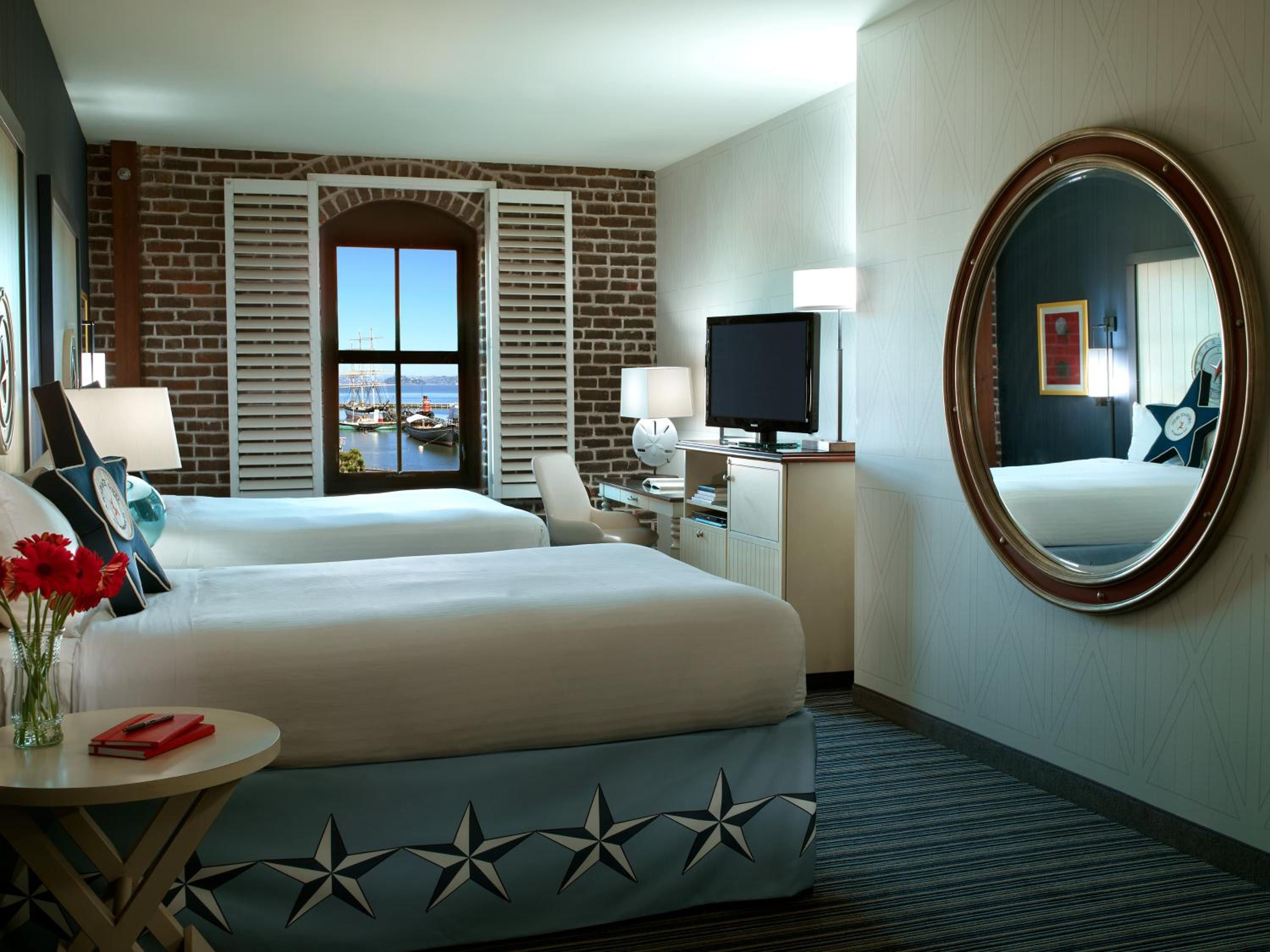 Queen Room with Two Queen Beds - Bay View photo 1