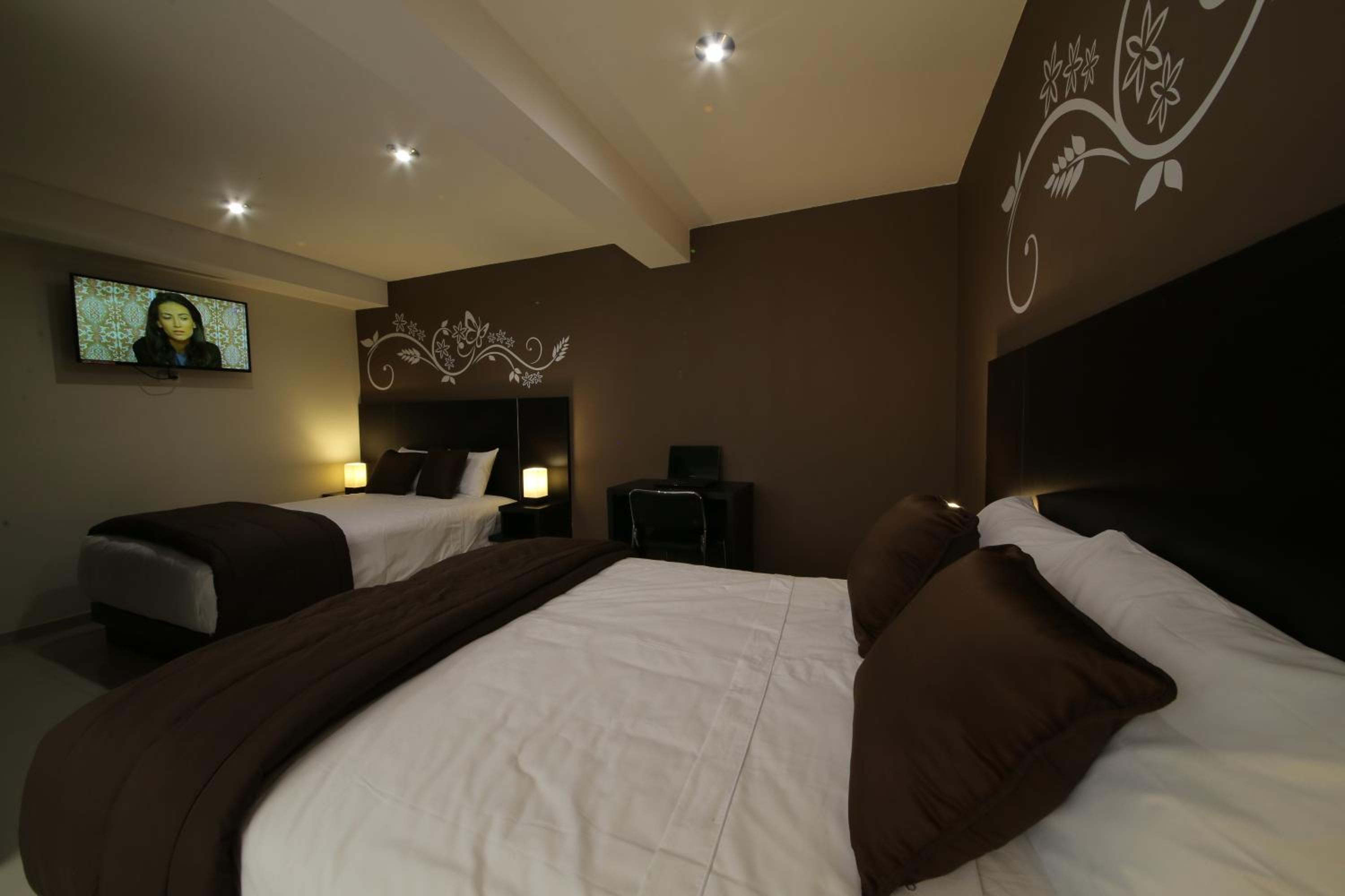 Deluxe Twin Room photo 1