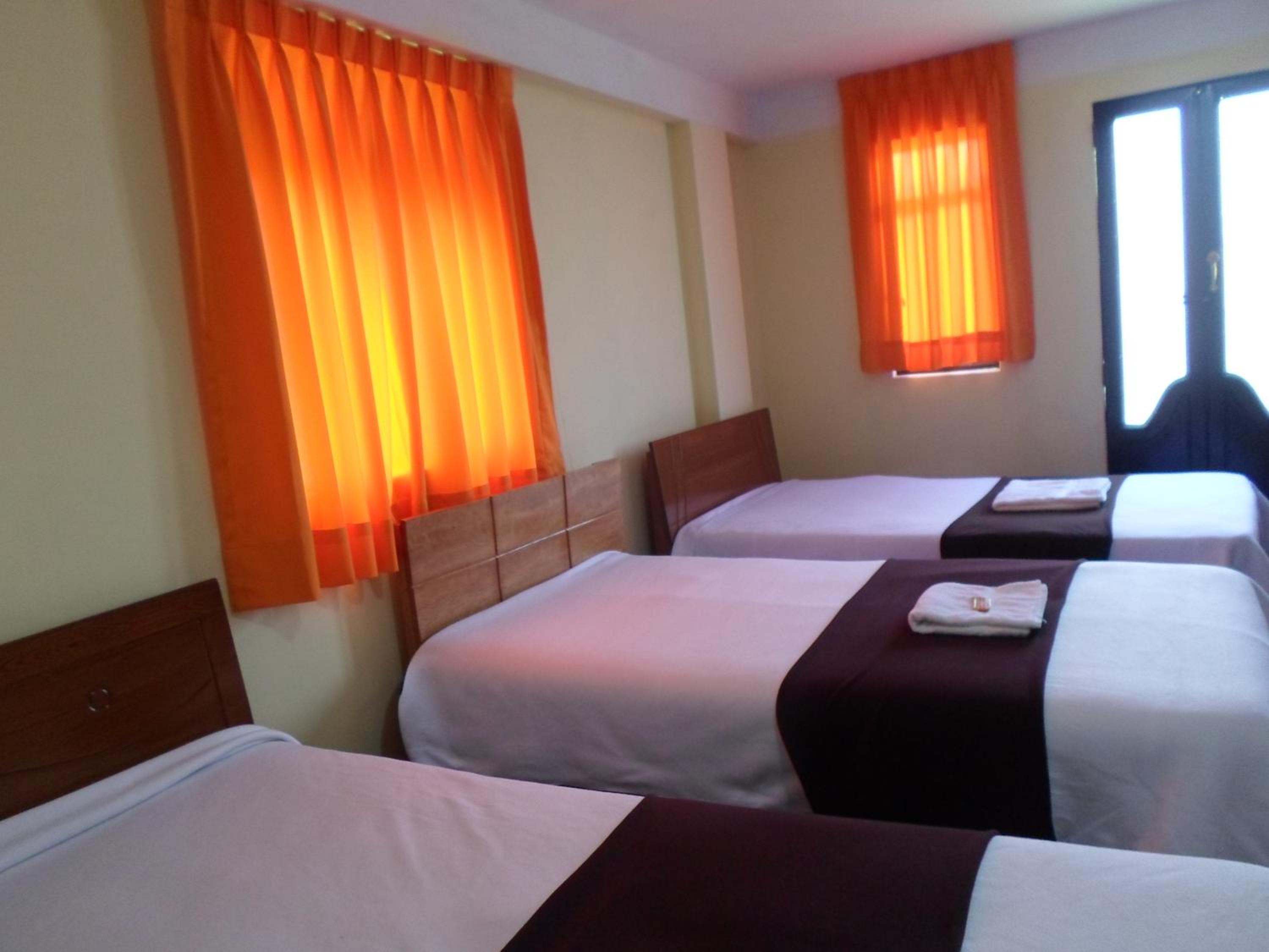Quadruple Room with Private Bathroom photo 1