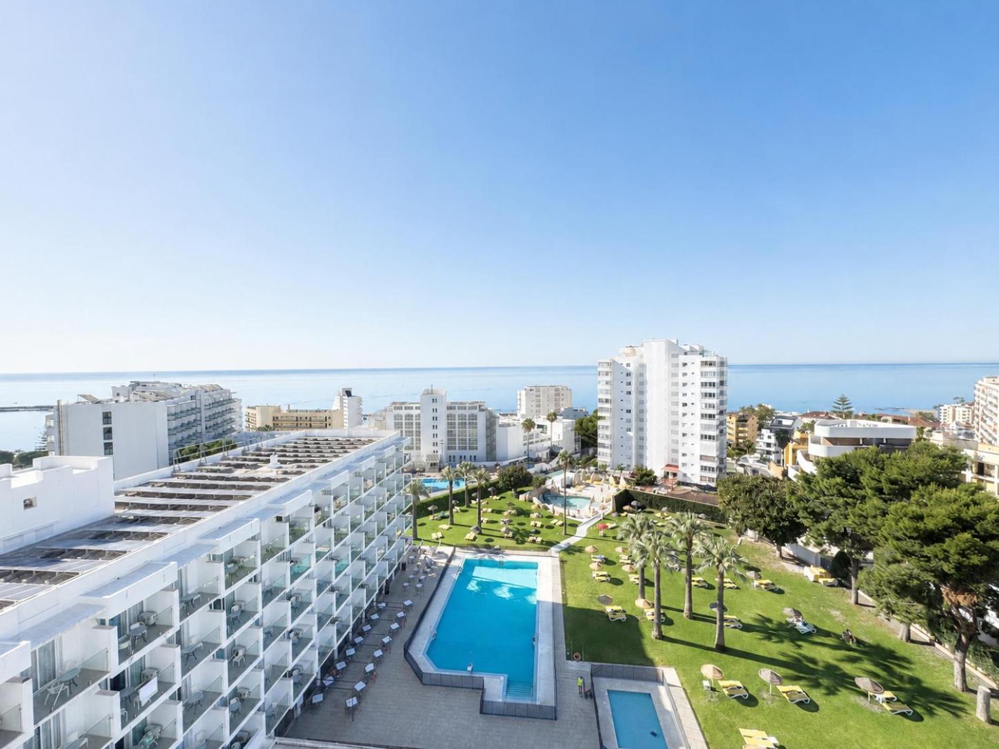 Double Room with Balcony and Sea View
