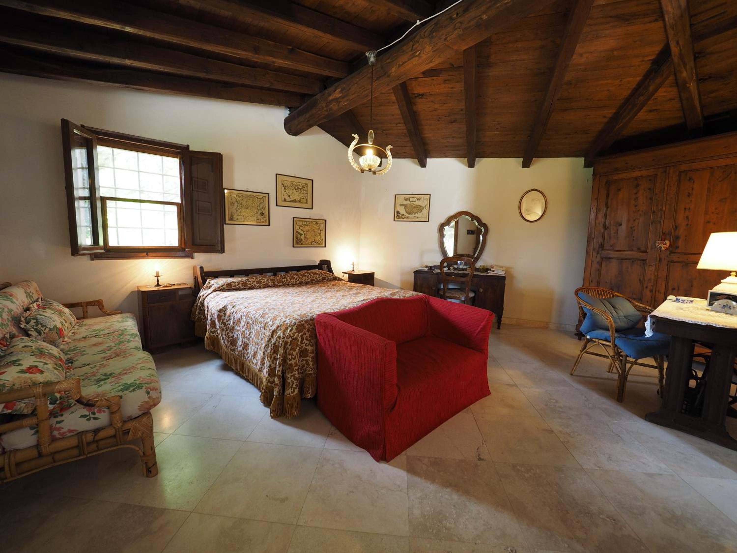 One-Bedroom Apartment (2 Adults) photo 1
