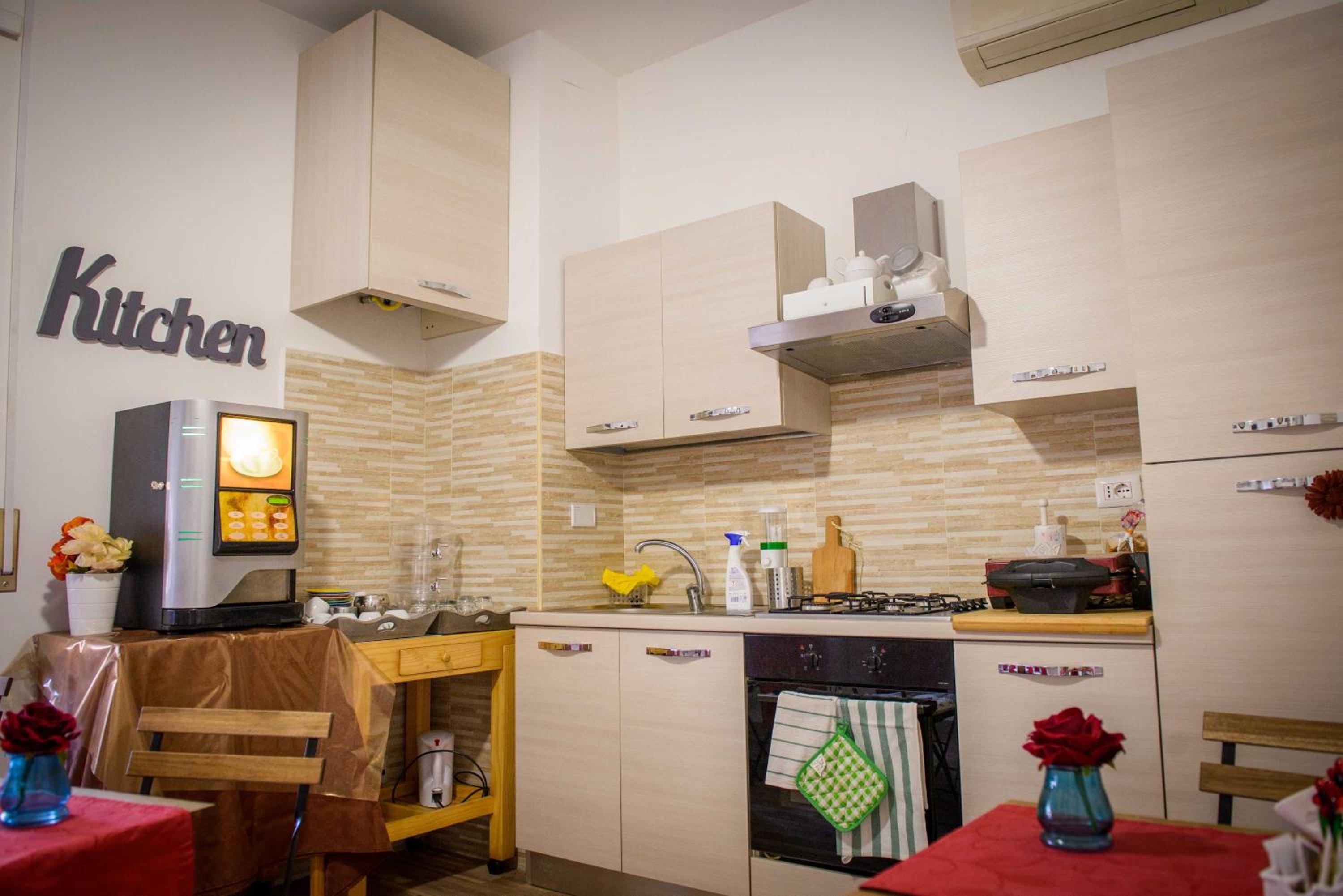 Double Room with Private External Bathroom photo 3