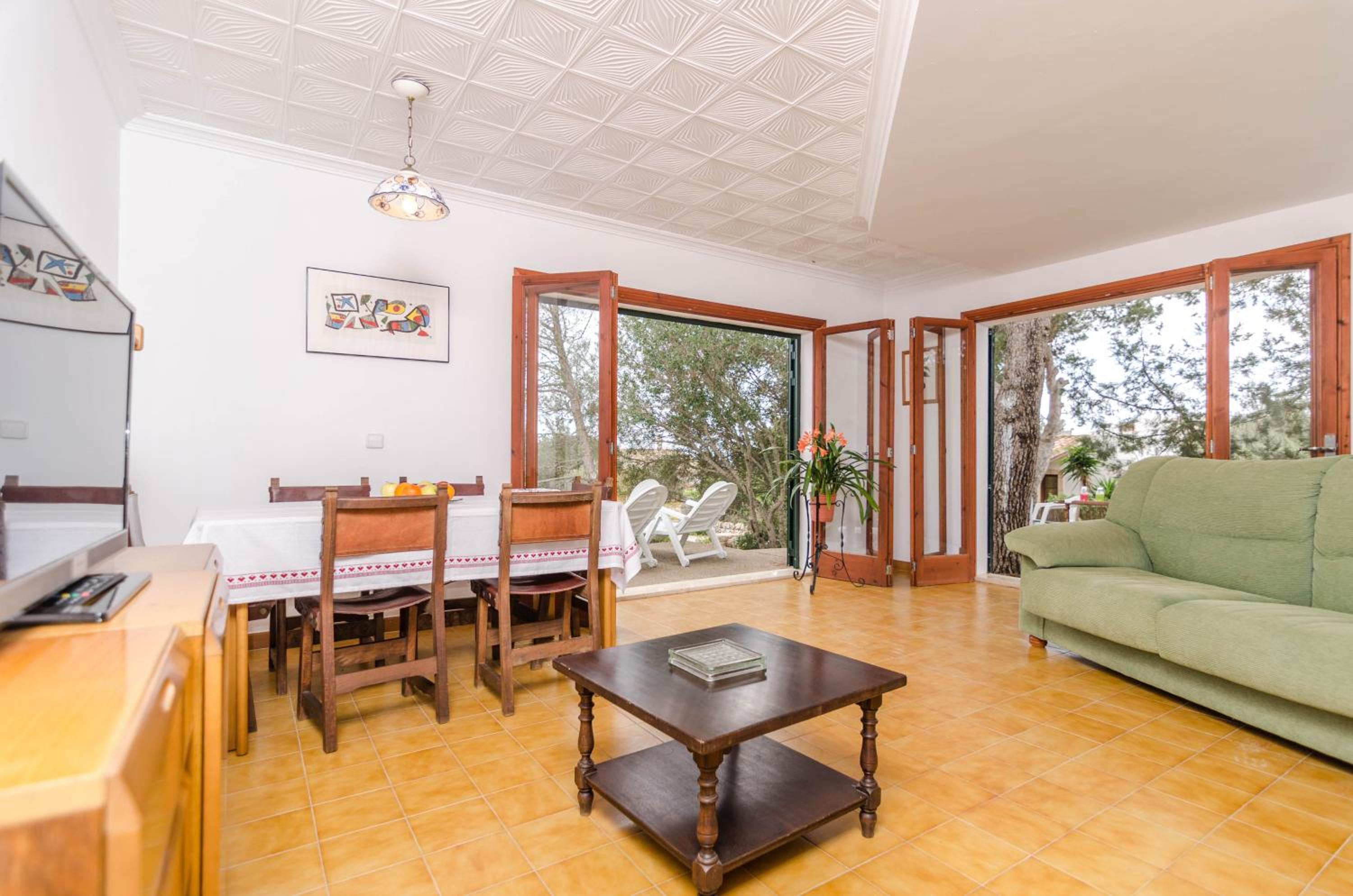 Three-Bedroom Villa photo 2