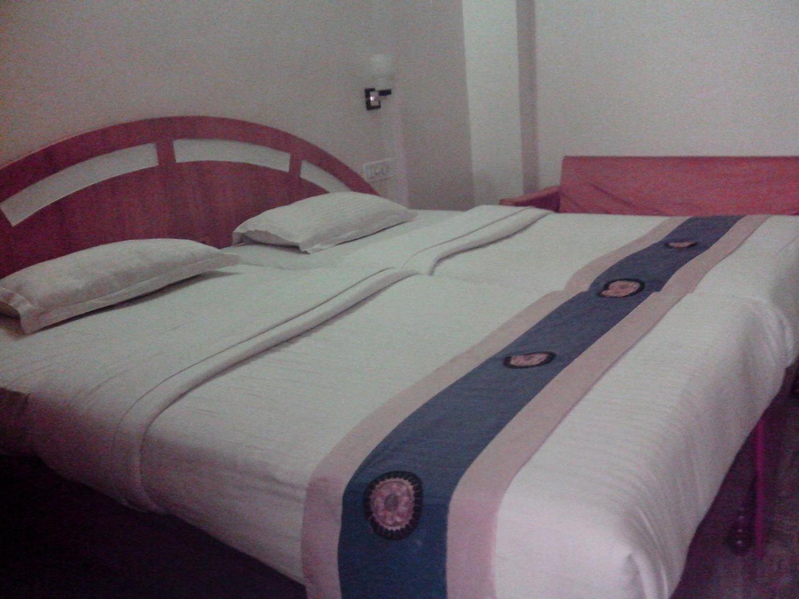 Deluxe Twin Room - Photo 5