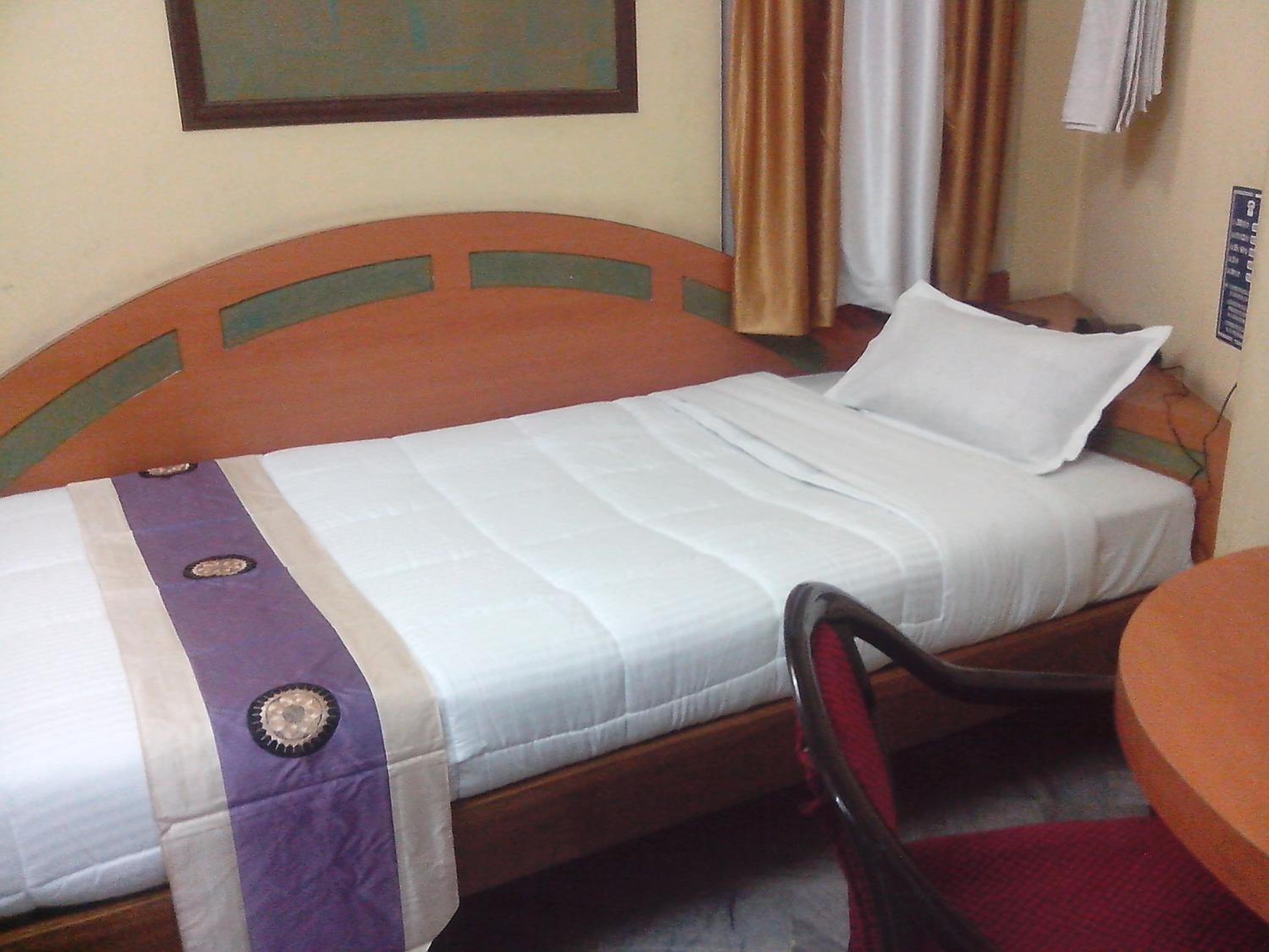 Budget Single Room