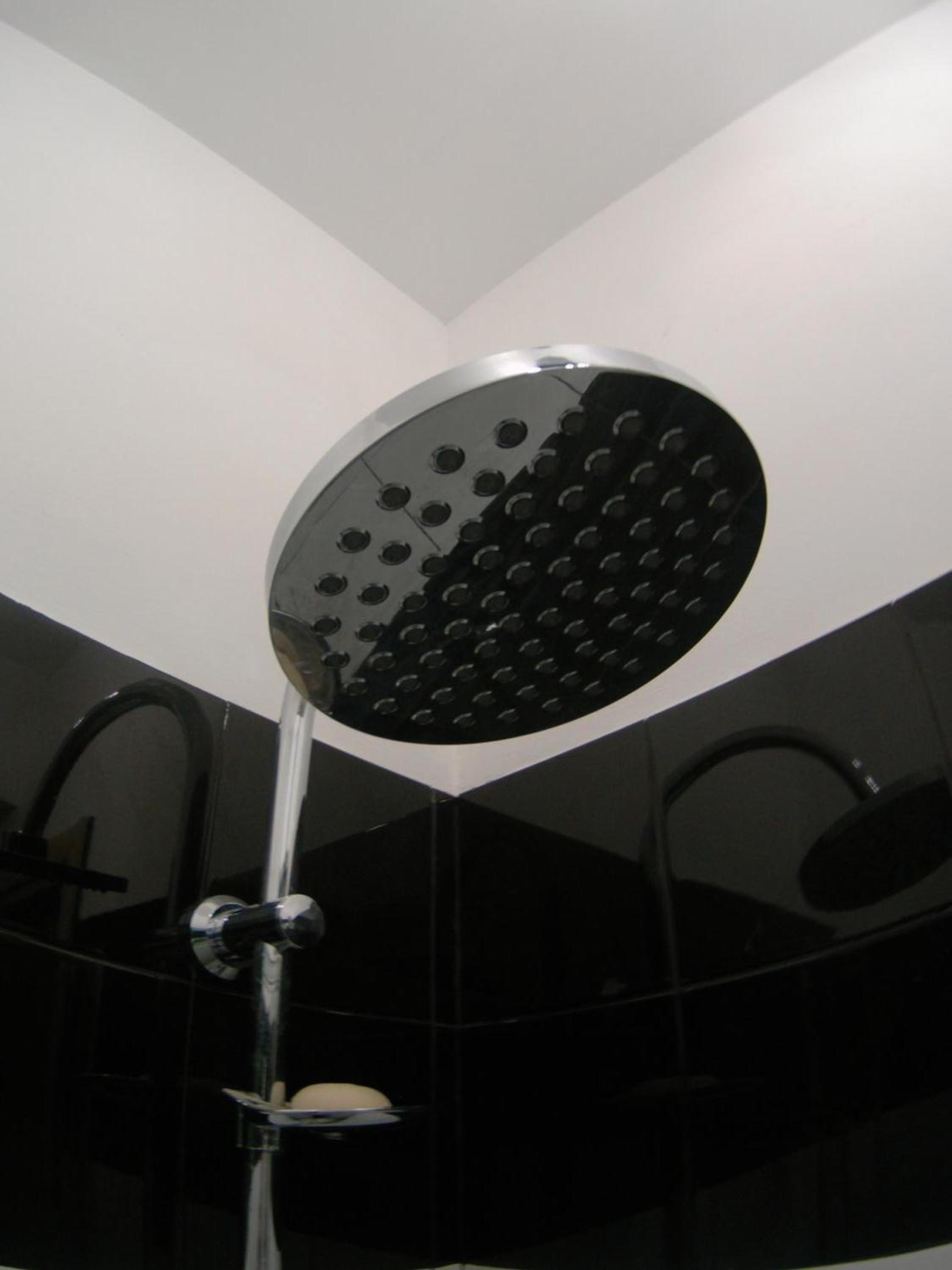 Double Room with Private Bathroom - Photo 3