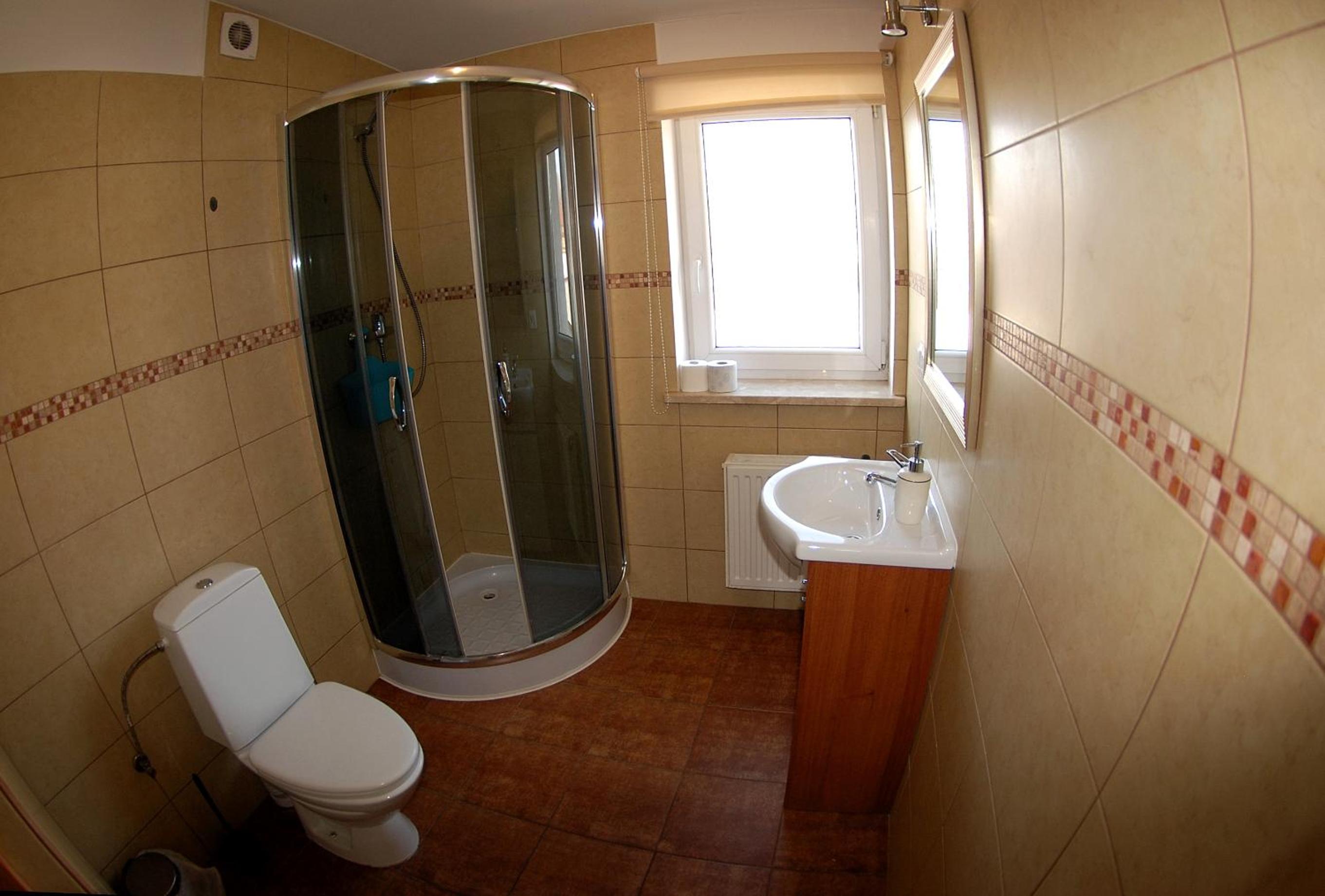 Quadruple Room with Private External Bathroom - Photo 5
