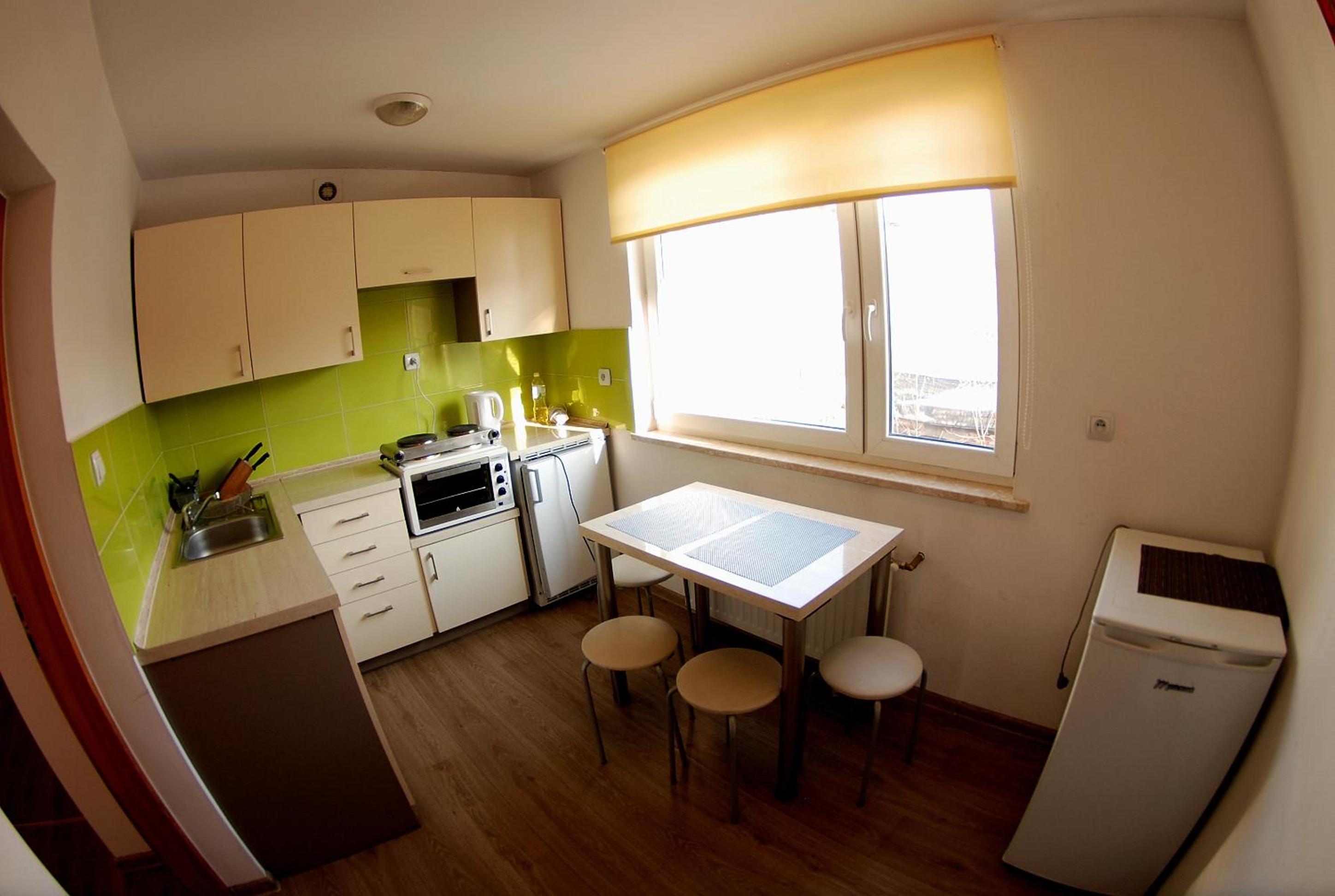 Quadruple Room with Private External Bathroom - Photo 2