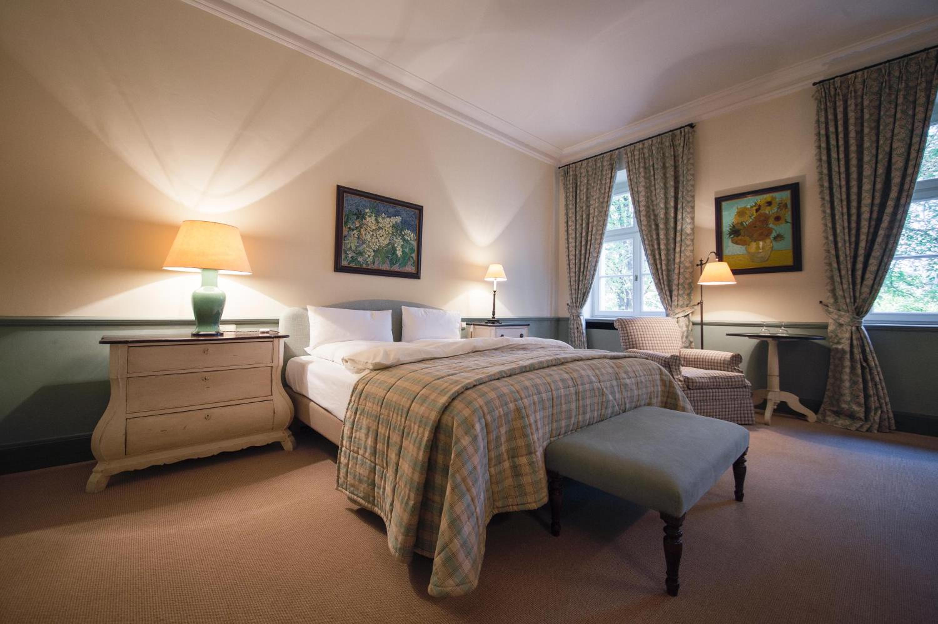 Deluxe Double Room - Photo 14