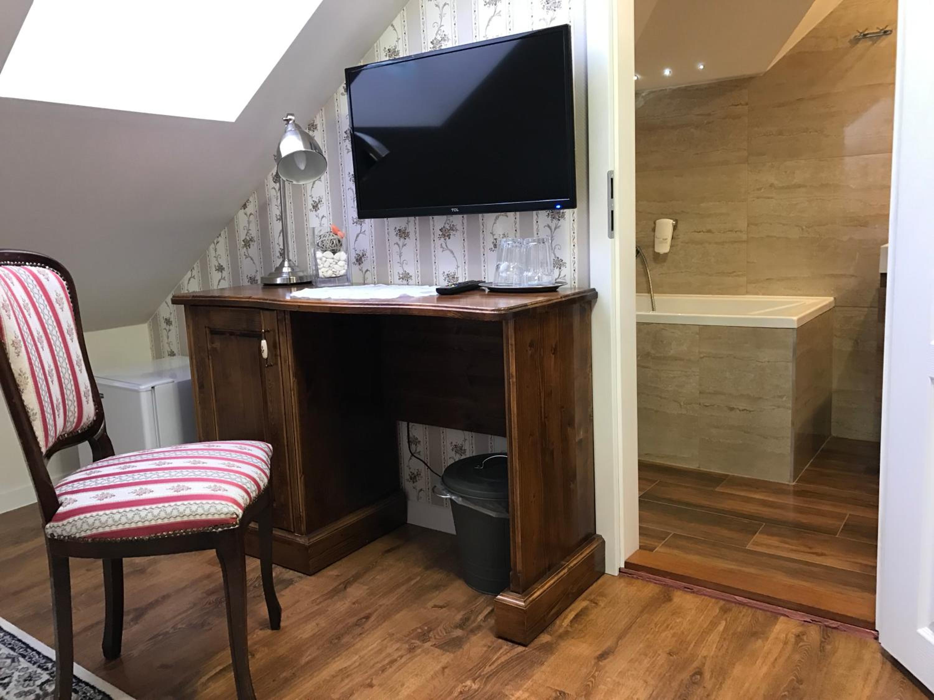 Superior Triple Room - Photo 5