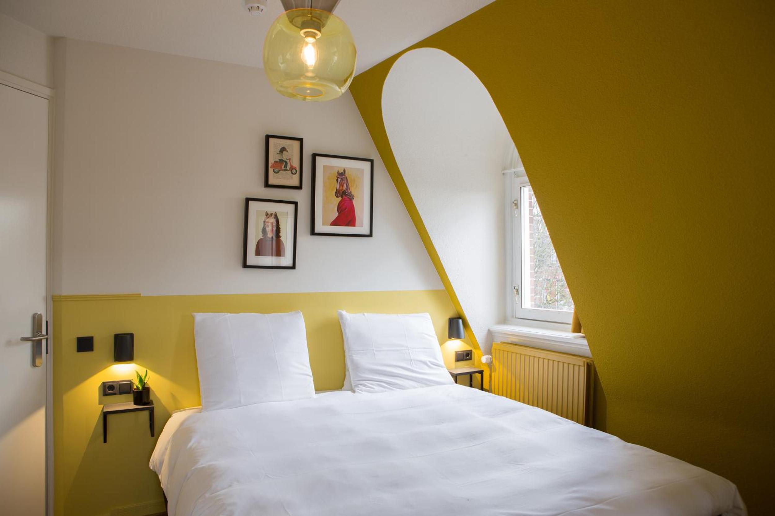Special: The Tower Room photo 3