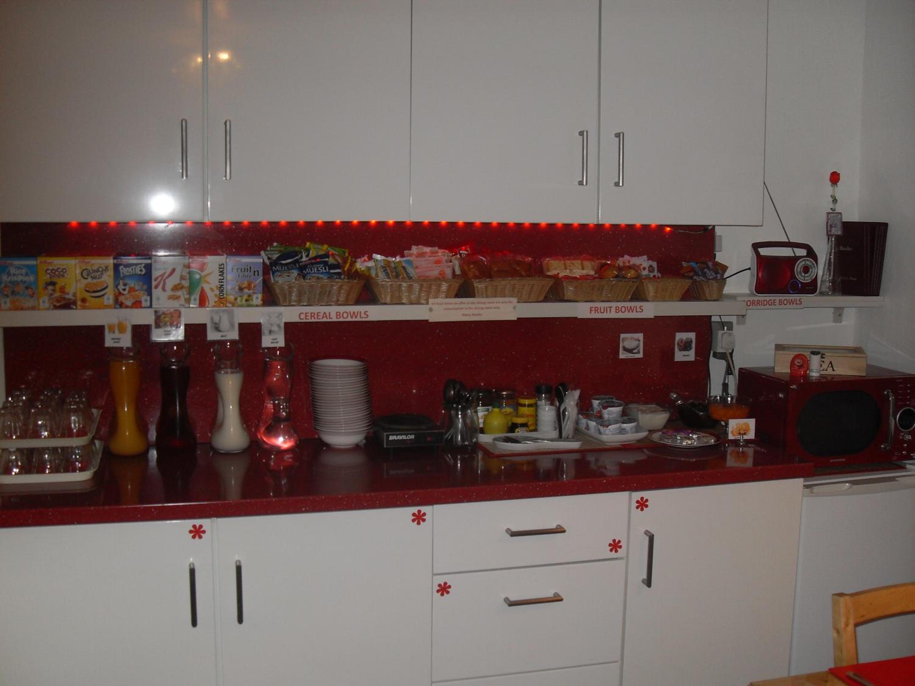 Triple Room - Photo 11